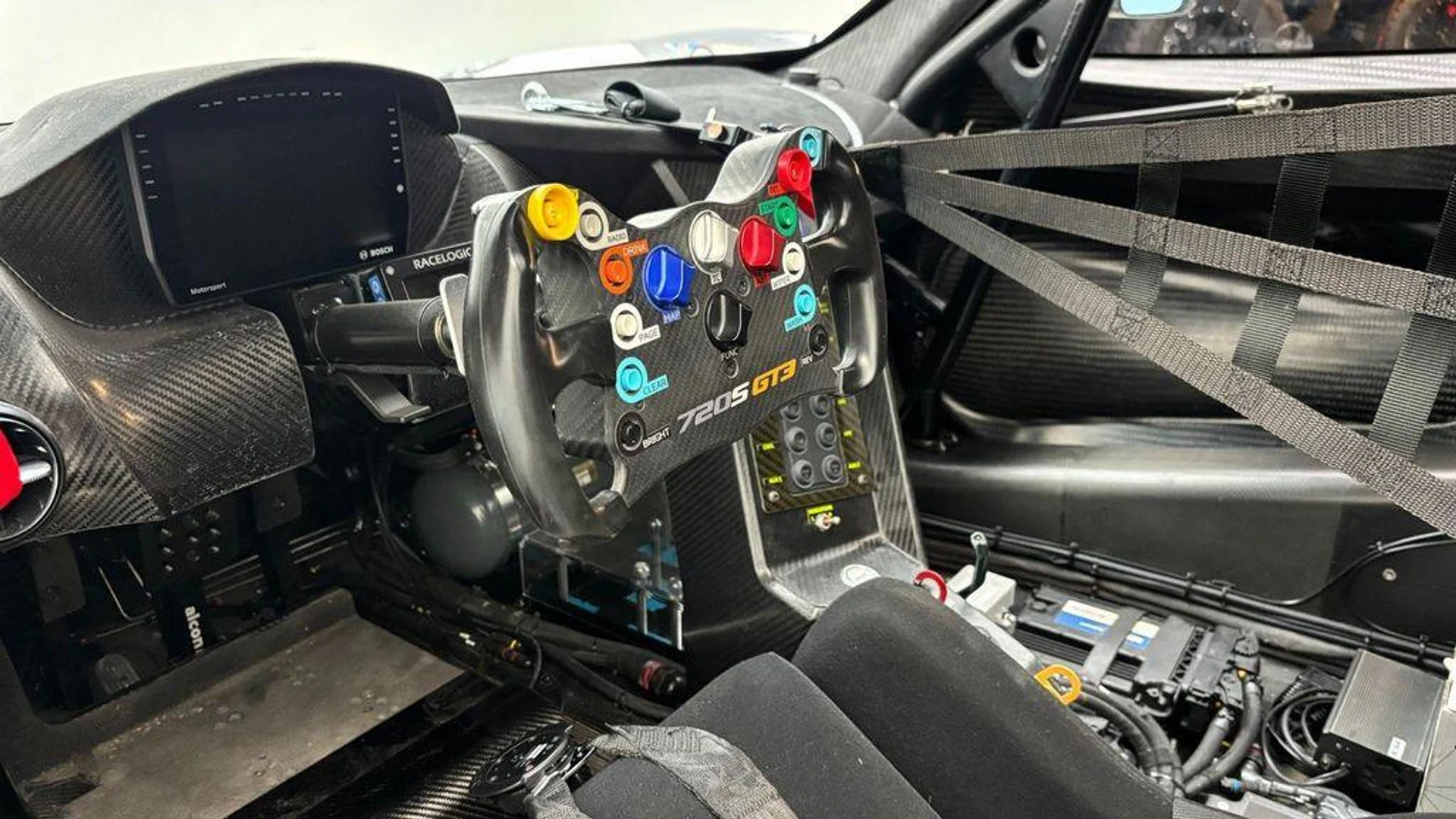 mph035_397685512_Y_Sc_Xnc_IFU_Jlst_Rg_Rwbm9u_M_Jo_A_f663934397