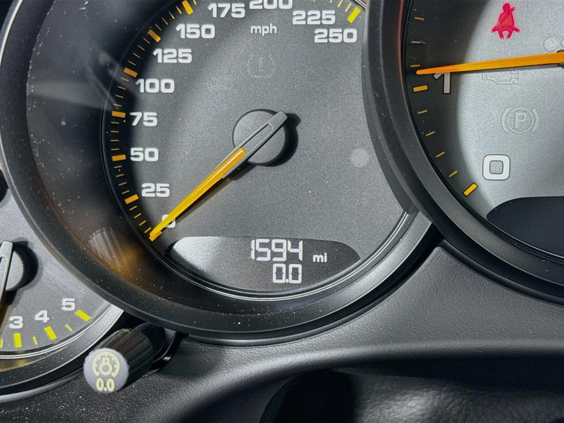 mph035_3977760719_Used_2018_Porsche_911_GT_2_RS_1790873175_2b0b822304