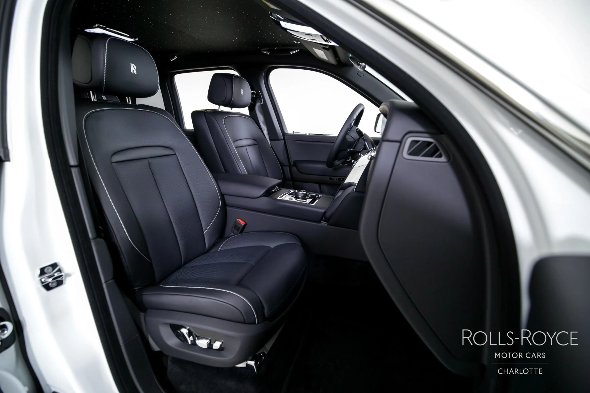 mph035_3997043982_Used_2024_Rolls_Royce_Cullinan_1717710798_54f29b5bb8