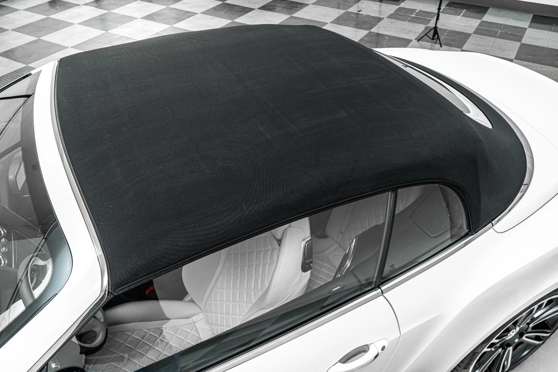 mph035_4001675162_Used_2016_Bentley_Continental_GT_V8_S_Convertible_1772485417_f145c3664e