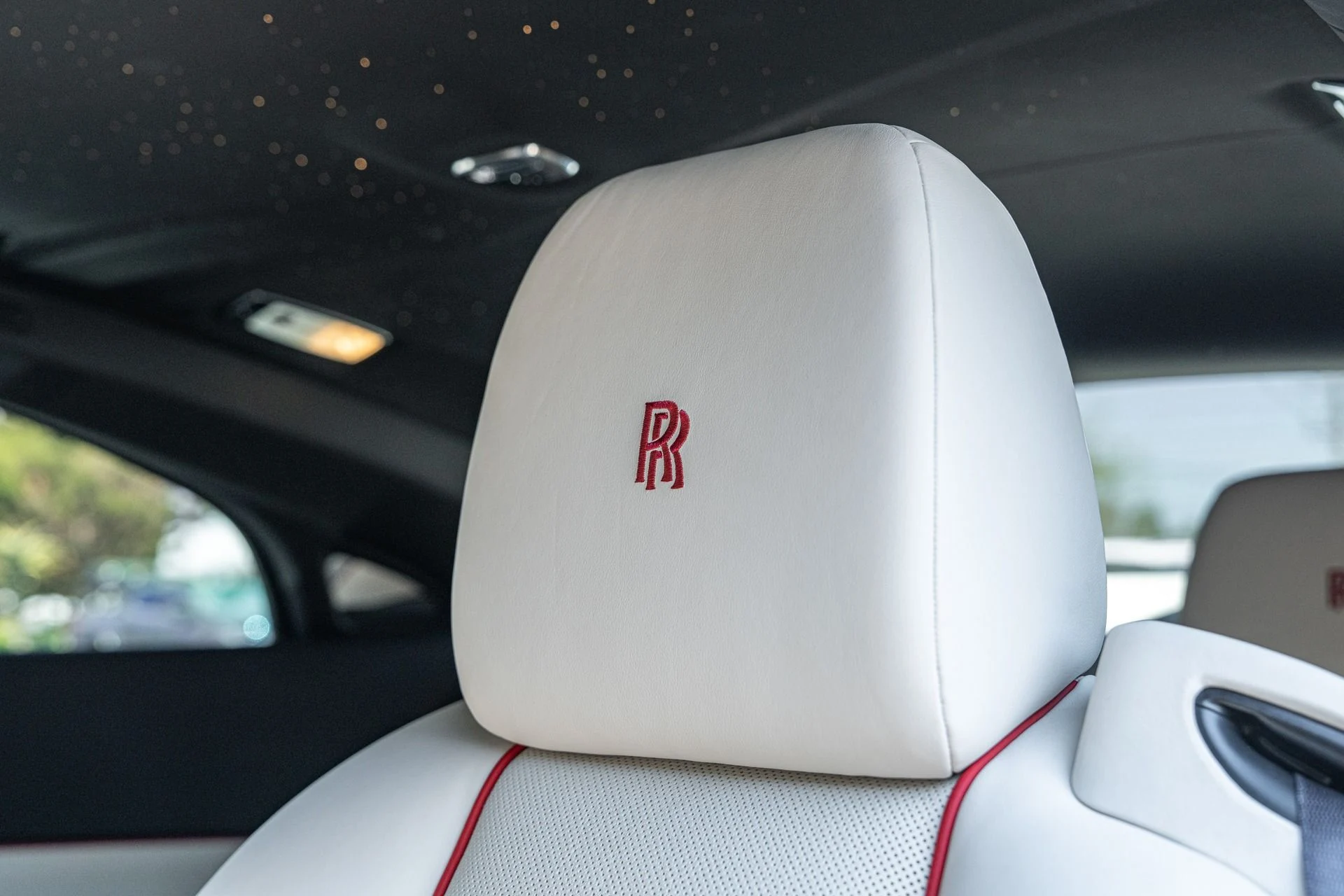 mph035_4002662823_Used_2018_Rolls_Royce_Wraith_1752607029_7eab2846ac