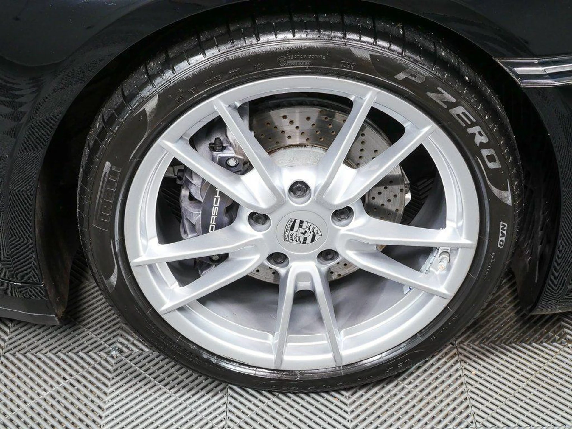 mph035_4007892955_b_R_Dy9kzh6brk_Pm_N_Lcp_G0_B3_N7x_E_79501fb8e4