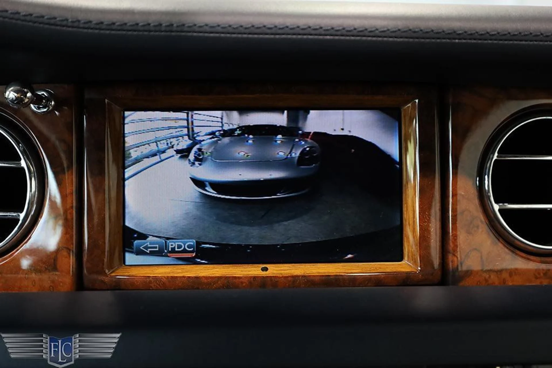 mph035_4008479319_used_2010_rolls_royce_phantom_coupe_2drcoupe_9689_23032894_36_1024_0c08a4098c