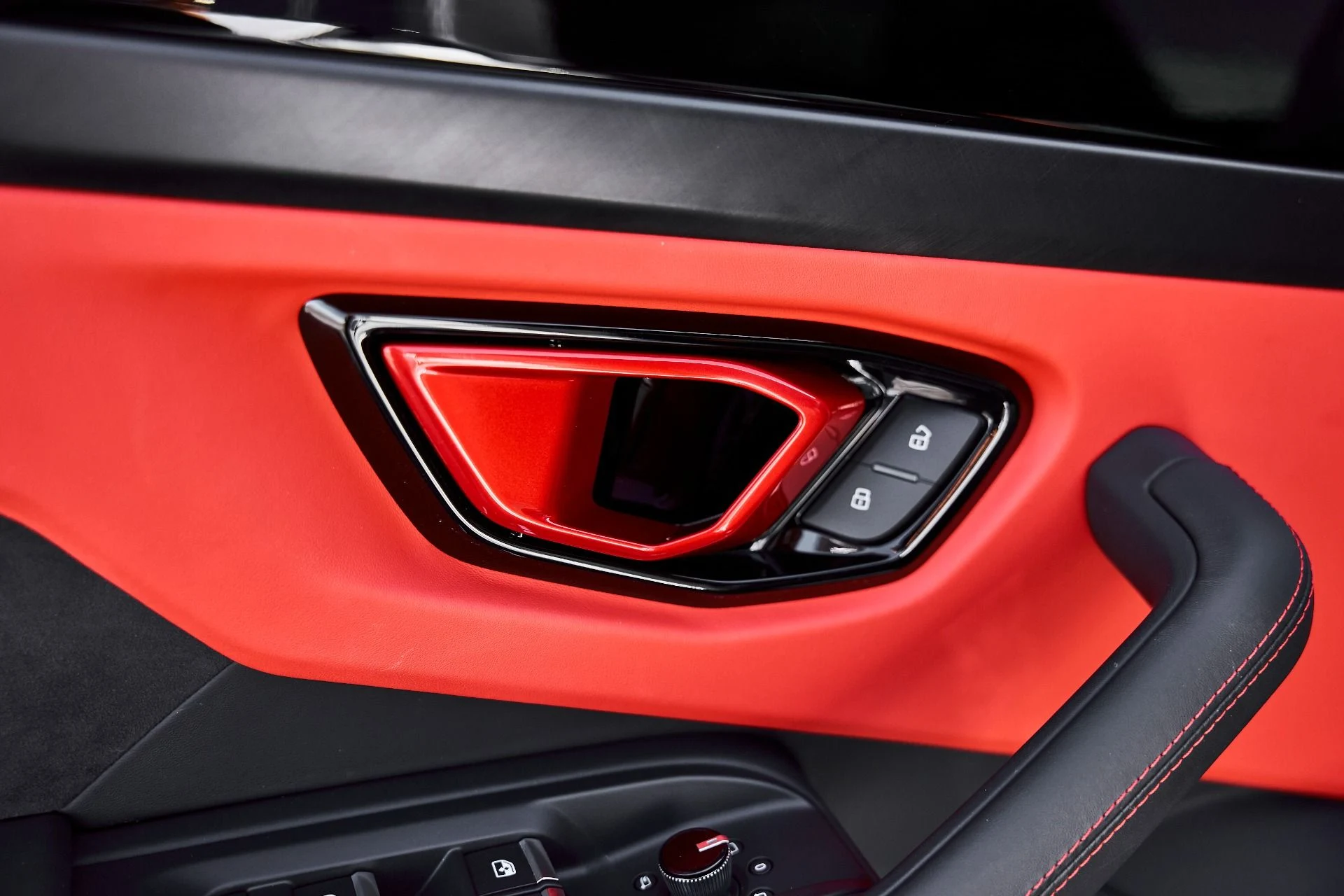 mph035_4016966936_Used_2023_Lamborghini_Urus_S_1780535983_2cbe045dd0