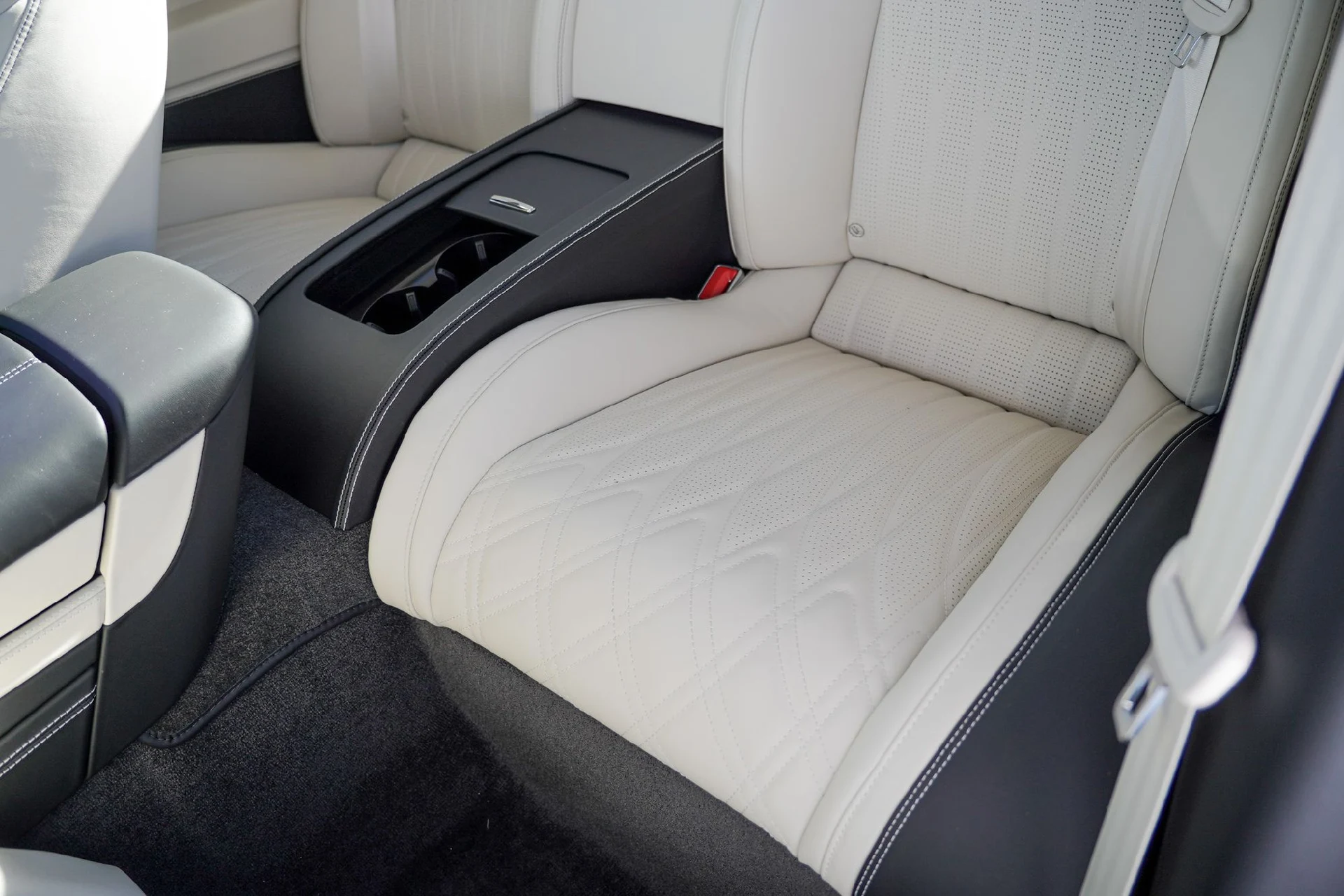 mph035_4019559772_Hi_Tech_Luxury_Imports_LLC_SCBCP_2_ZG_7_TC_025259_image_36_7288d5528c