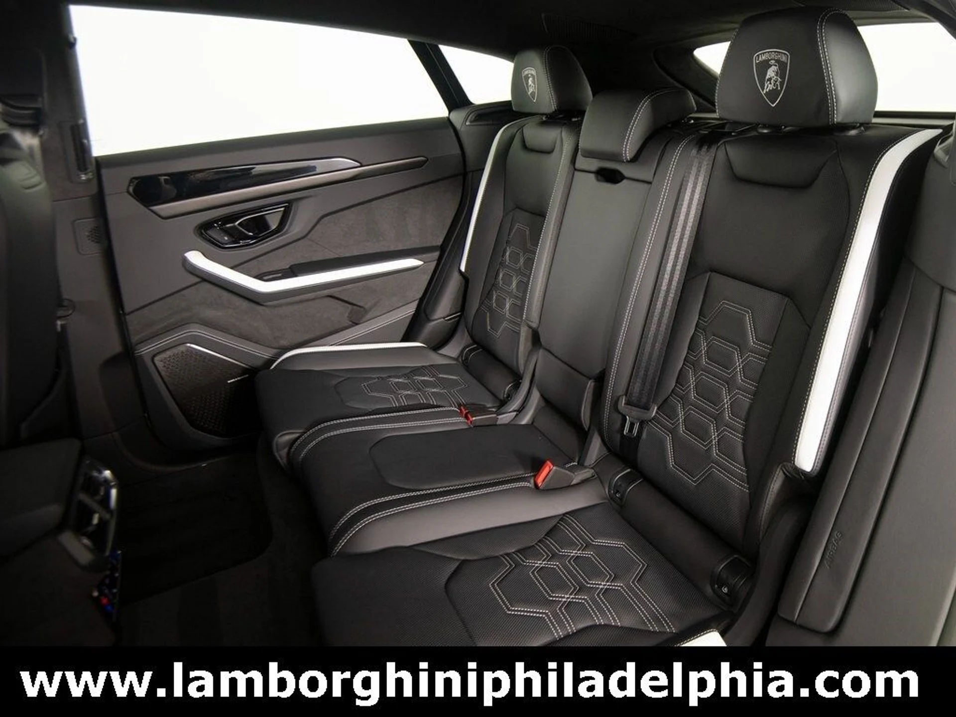 mph035_4028514792_88b5e6b8dbff1da1315081cd0227d397x_25723fb2c5