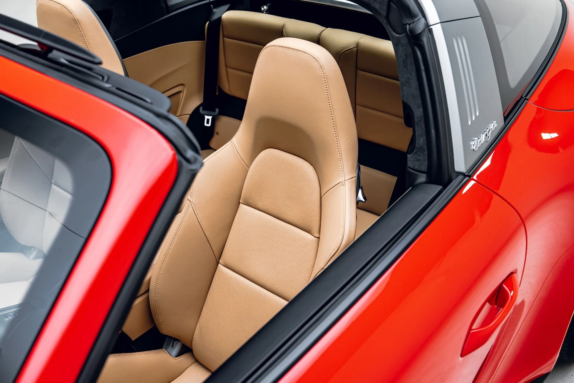 mph035_403488566_Used_2019_Porsche_911_Targa_4_S_1783372851_e49dea541c