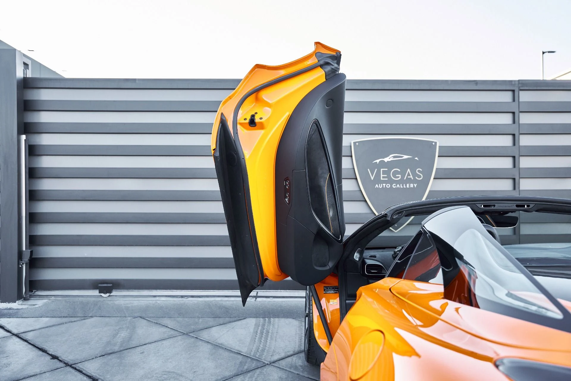 mph035_4045249476_Used_2025_Mc_Laren_Artura_Performance_1769481842_ca74c78d20