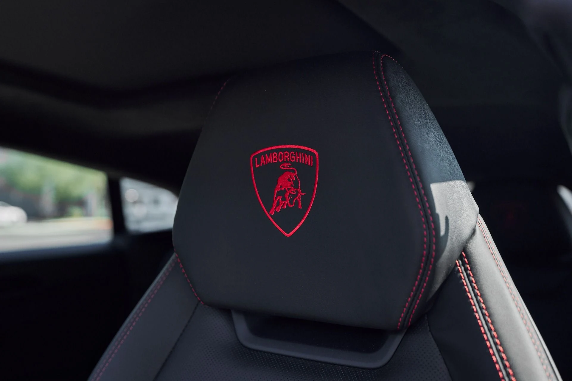 mph035_4047581961_Used_2021_Lamborghini_Urus_Base_1759523202_c5236b41f8