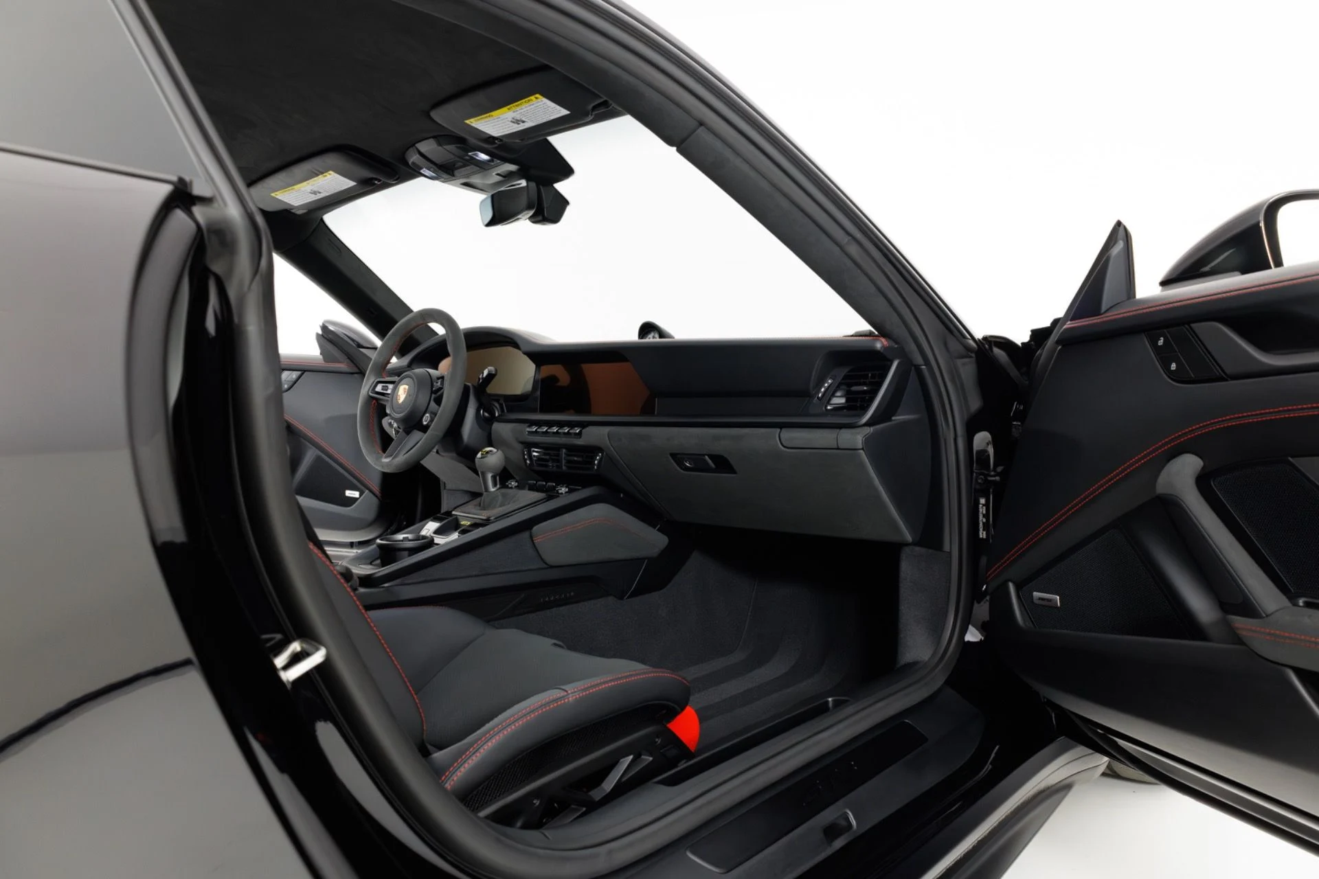 mph035_4054382132_Used_2025_Porsche_911_GT_3_1777072064_1634bd1a59