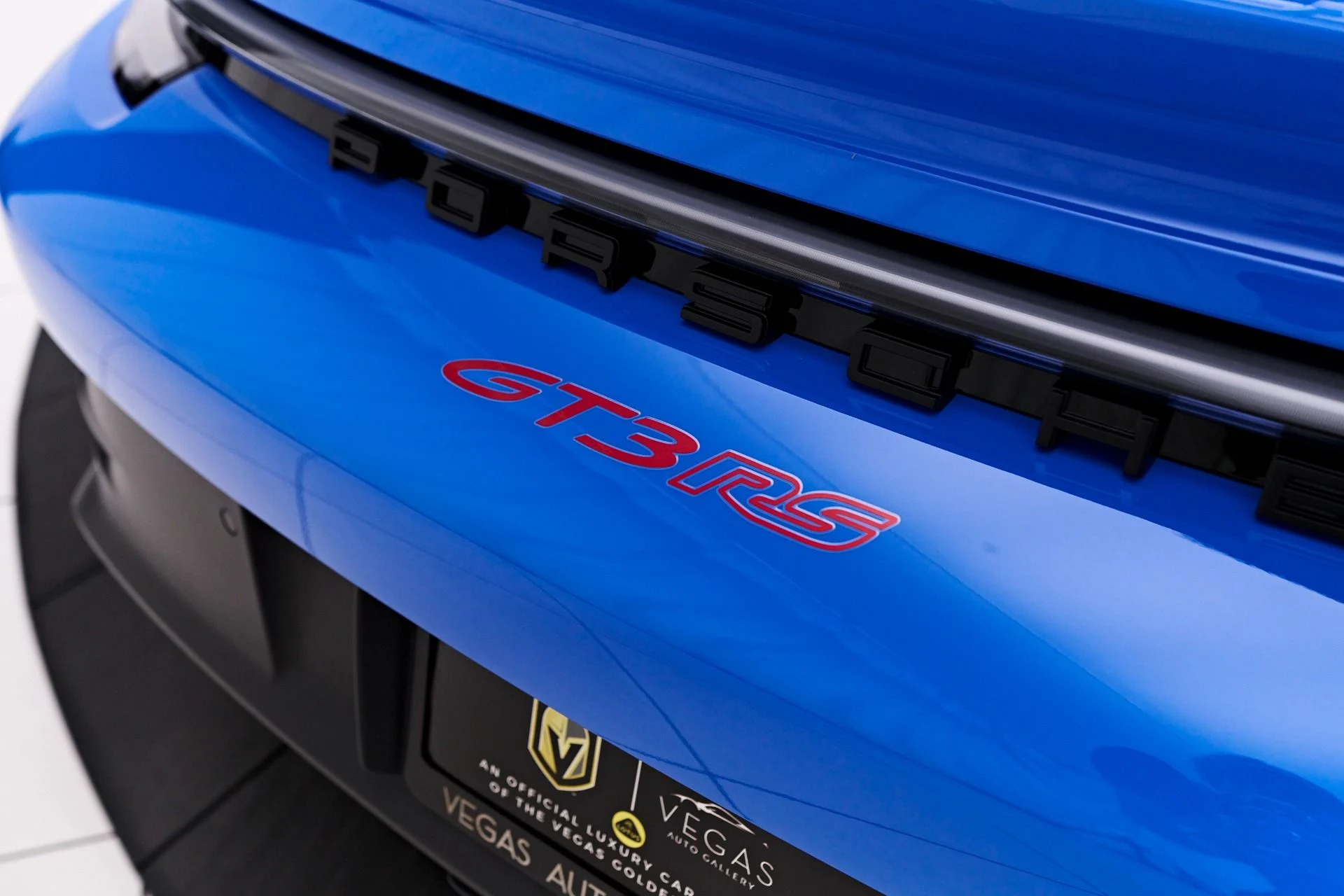 mph035_406120647_Used_2024_Porsche_911_GT_3_RS_1754618646_0de602e57c