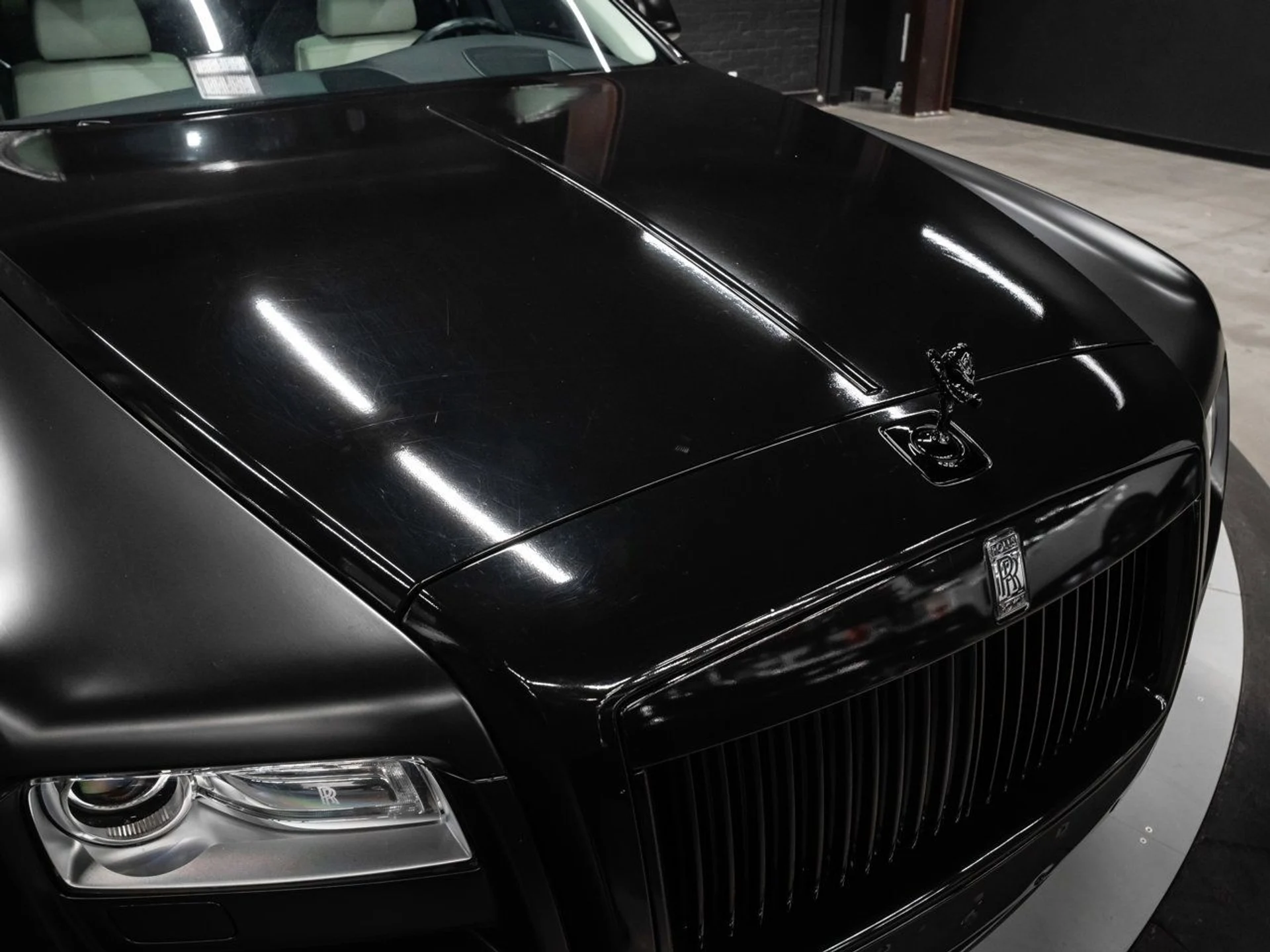 mph035_4065817278_rolls_royce_ghost_2012_1533e50924
