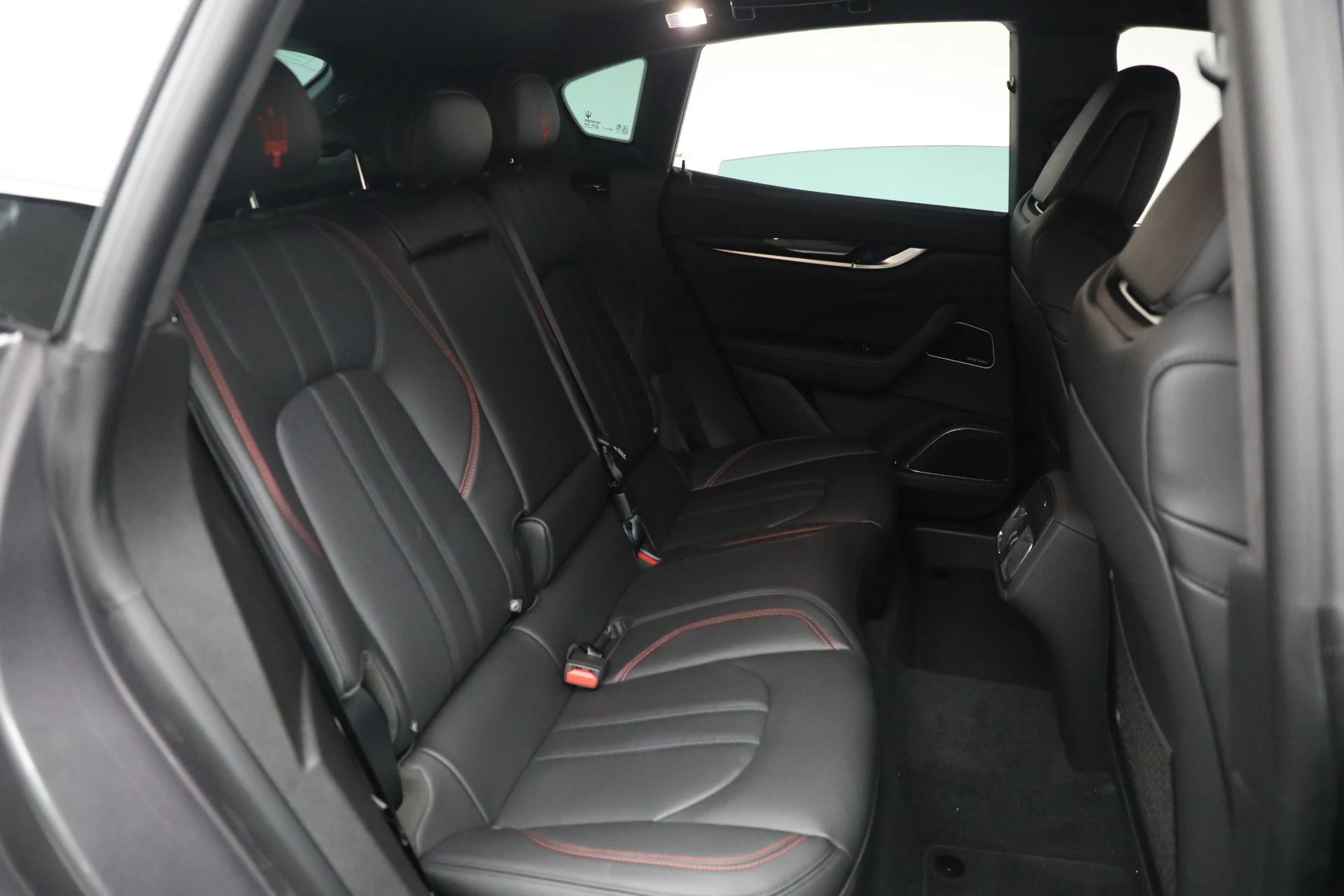 mph035_4065960279_New_2024_Maserati_Levante_Modena_Ultima_a34a44093a