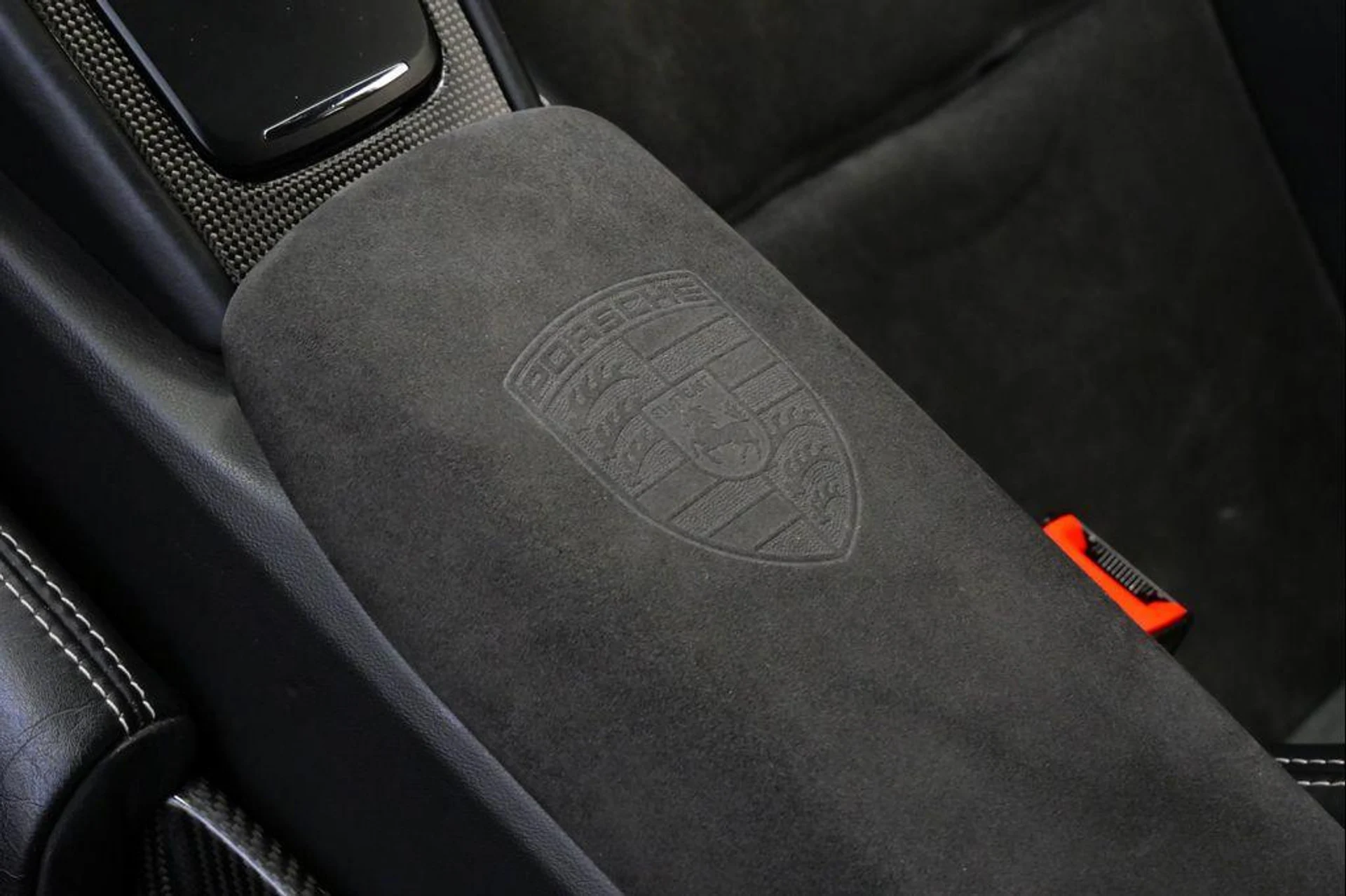 mph035_4068672626_acs_F_Xh6_WR_990_e_Z_va_B_Ndl7_Bu04_0f30294f76