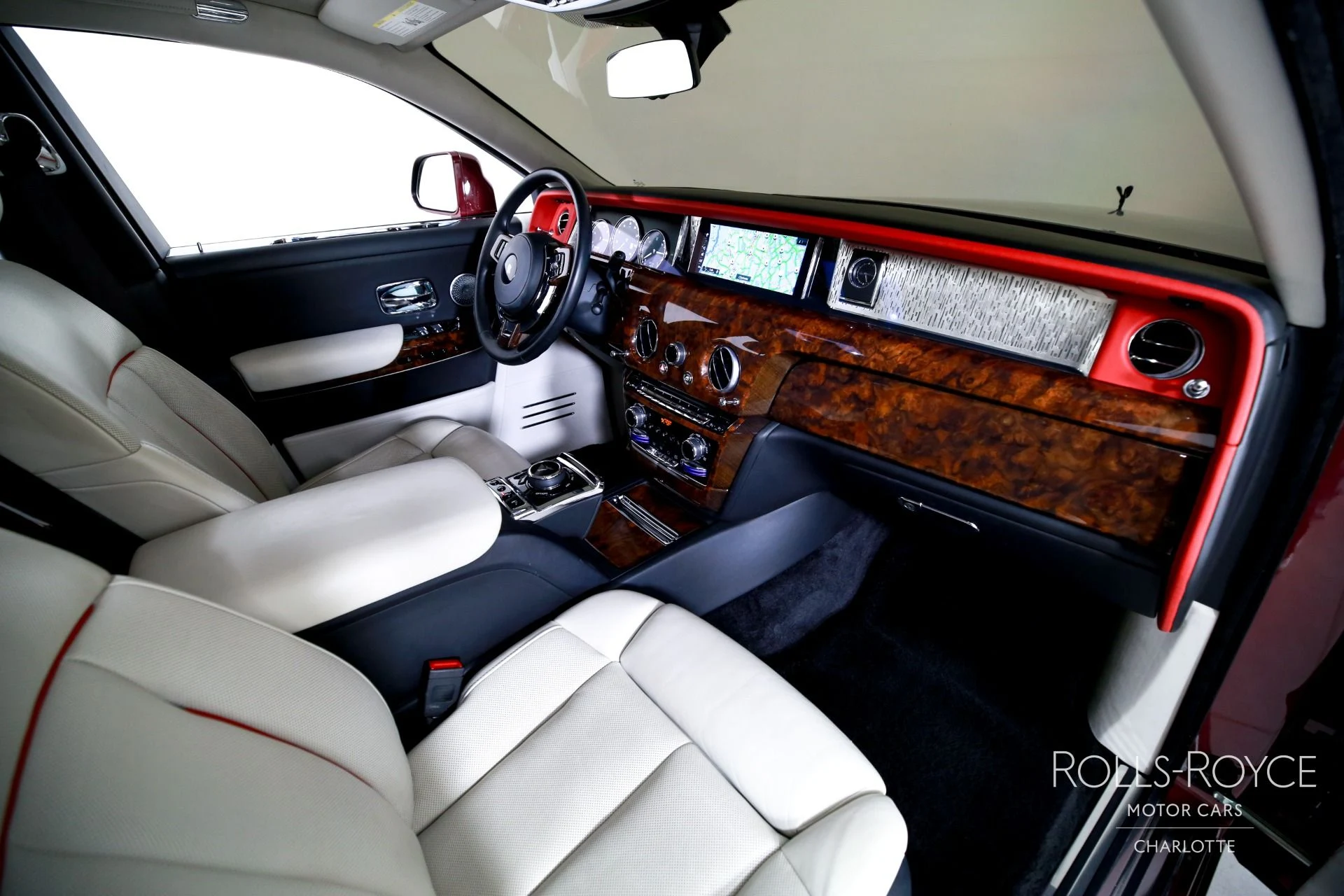 mph035_4075227402_Used_2019_Rolls_Royce_Phantom_1786657076_21e31f3ede