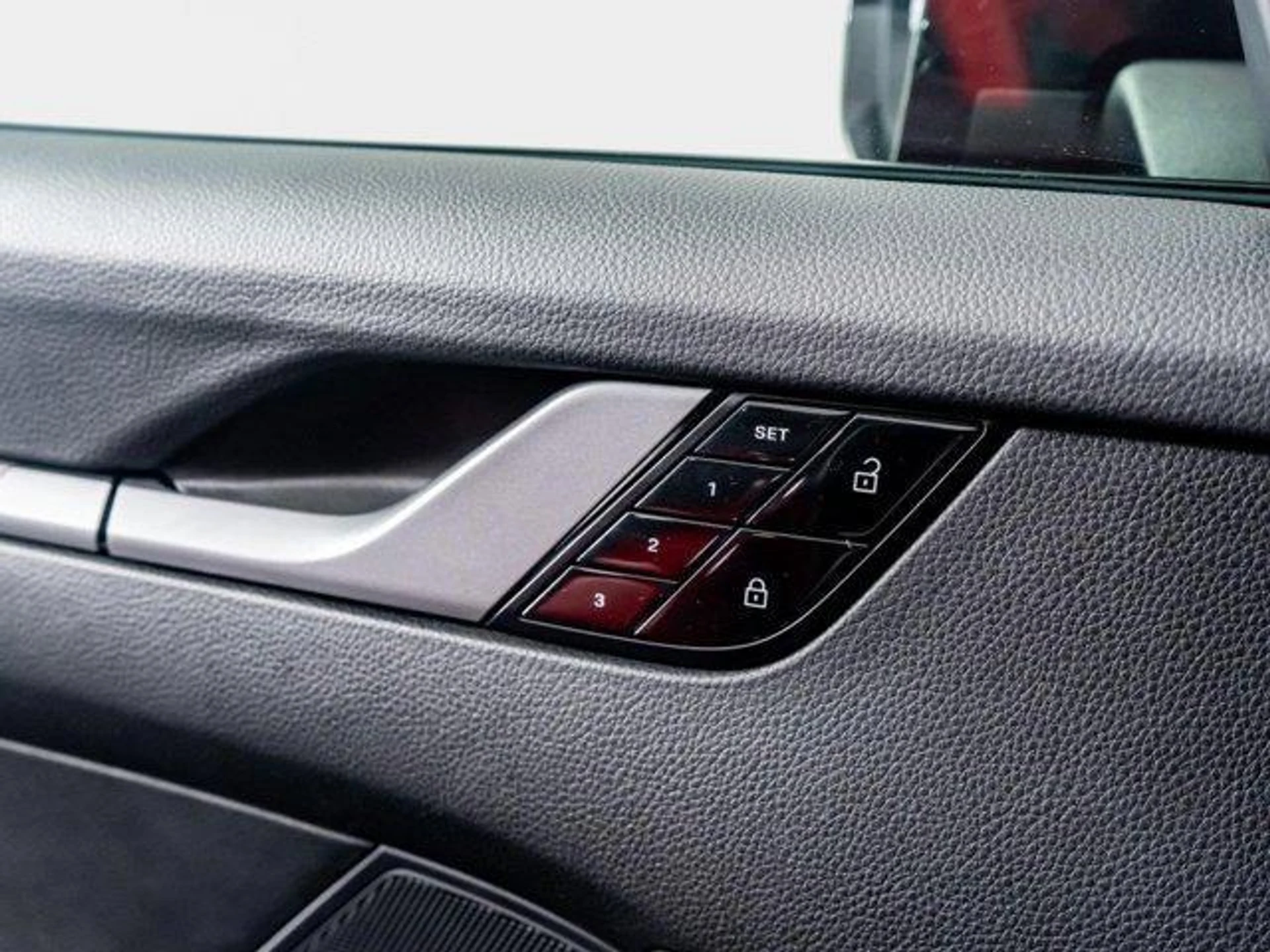 mph035_4075259841_G5d_Xo7_GT_0i1jr_L5_Q7_SBH_7_Nn_A_Bvo_d39201f66f