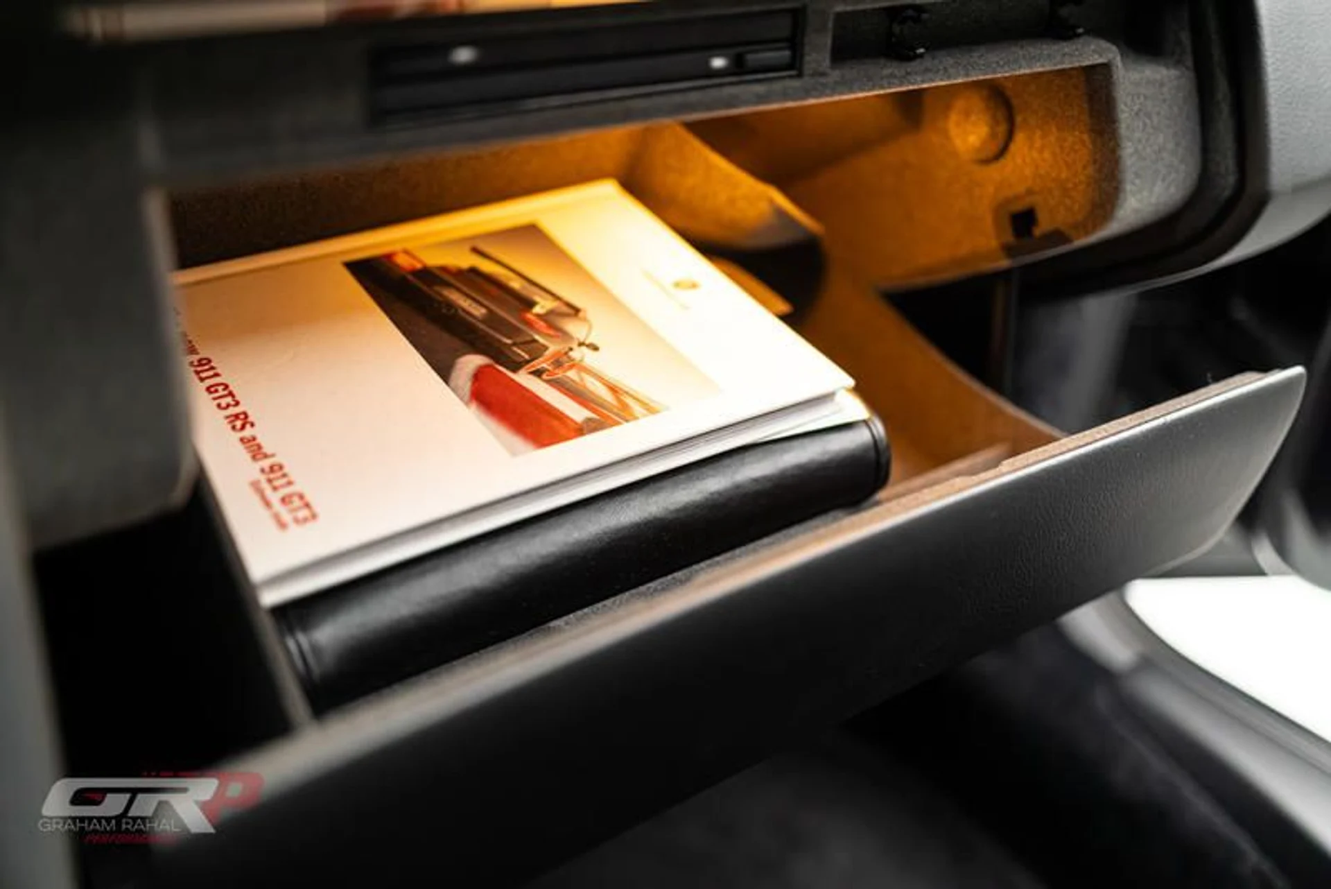 mph035_4079425714_C8_D66287_B8_D6_4_FC_4_A137_BE_5_D2_A365_FAA_624659b0be