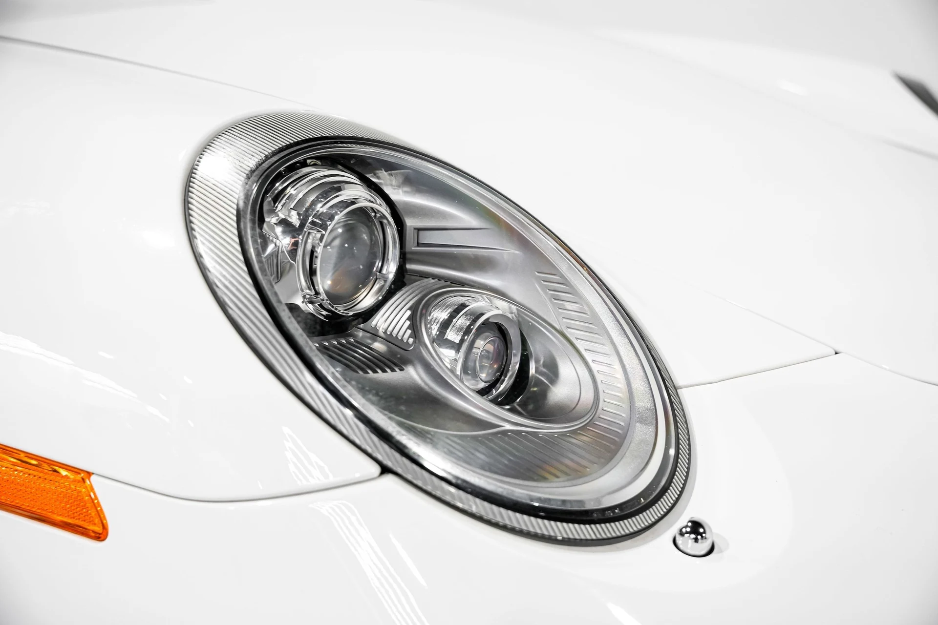 mph035_4083063862_b524bbd51545ce9be70b333772edf042x_182970baaa