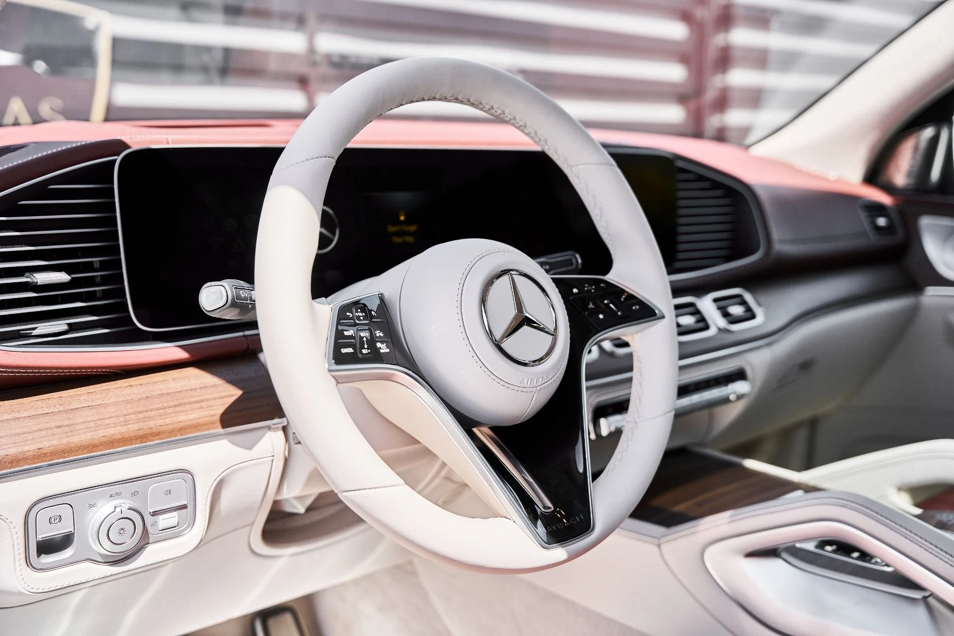 mph035_4084029732_Used_2026_Mercedes_Benz_GLS_Maybach_GLS_600_1776732785_fa26a48682