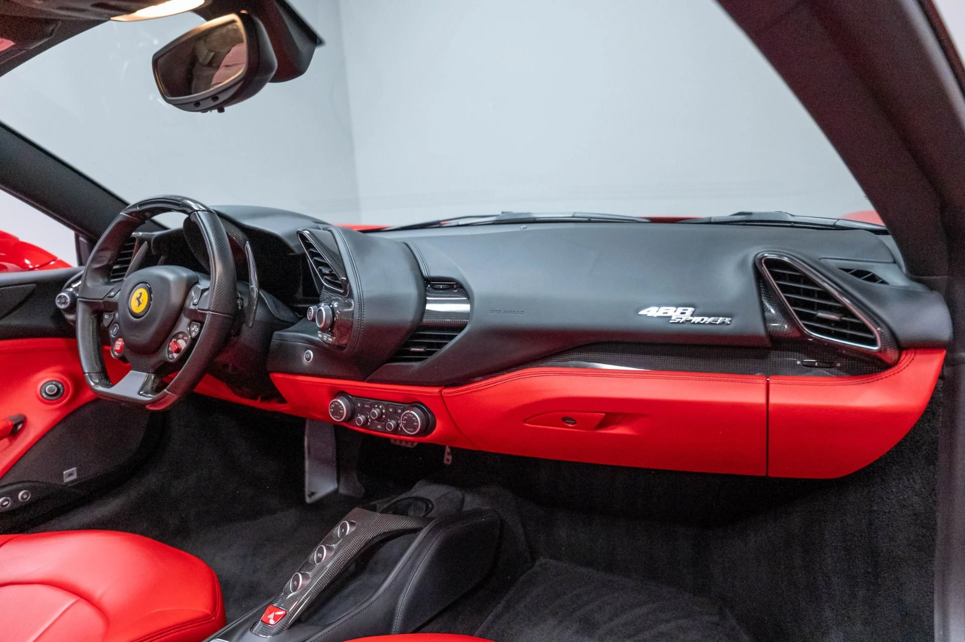 mph035_4091579039_Used_2018_Ferrari_488_Spider_1786656638_ac180df8af