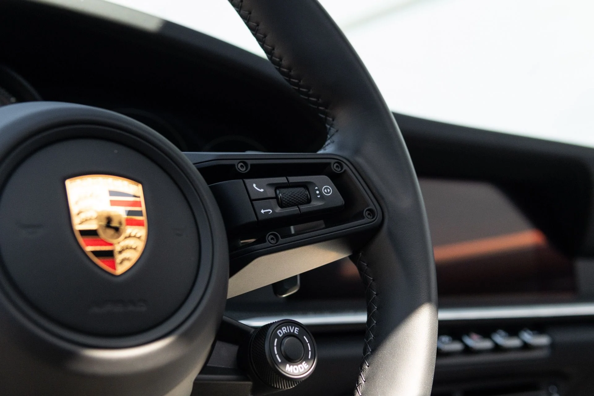 mph035_4094785391_Used_2023_Porsche_911_Turbo_1773082013_6e8e46ebf8