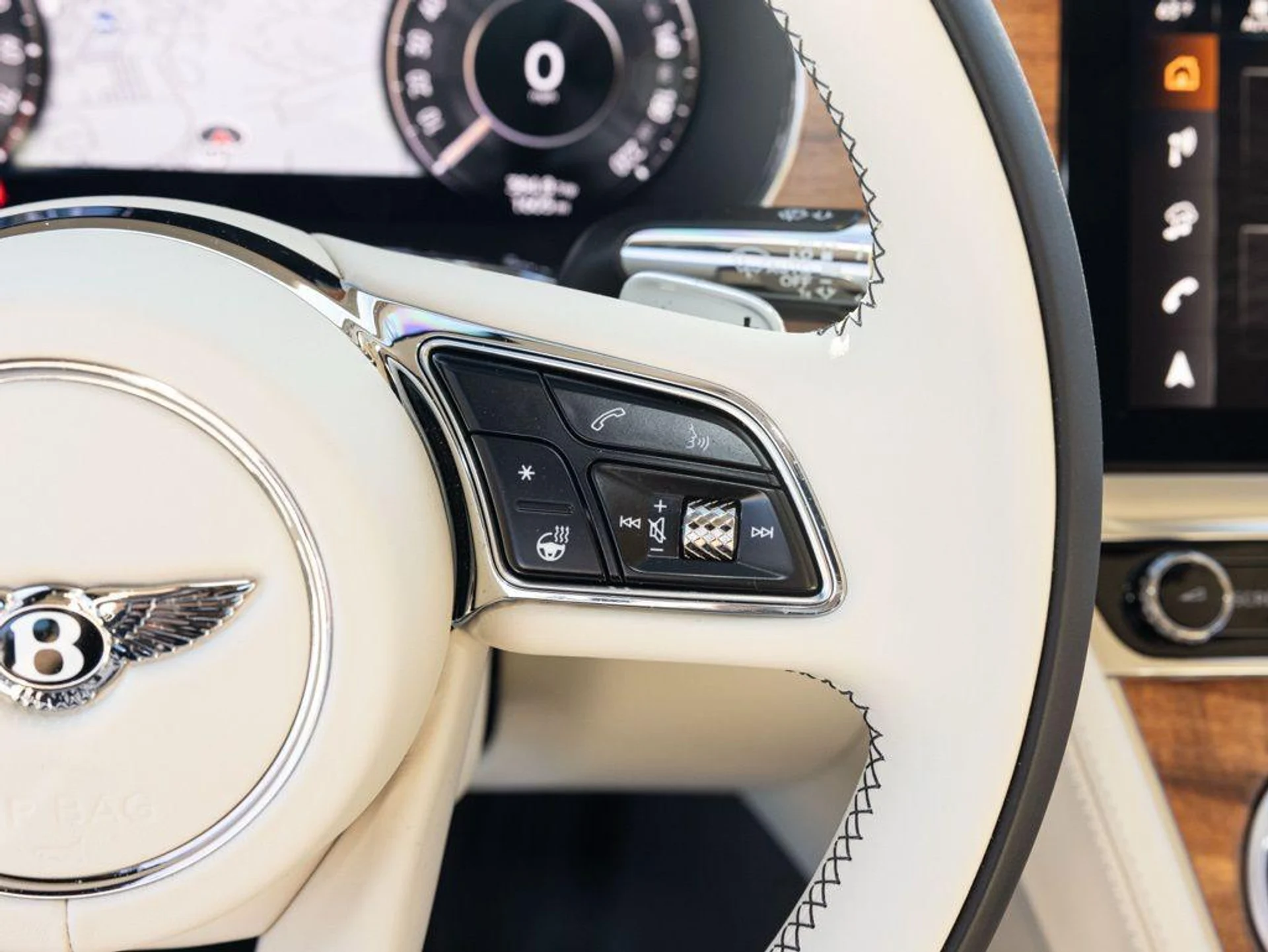 mph035_4096444156_499141765_69a452f90431bab765b4b417_138f669708