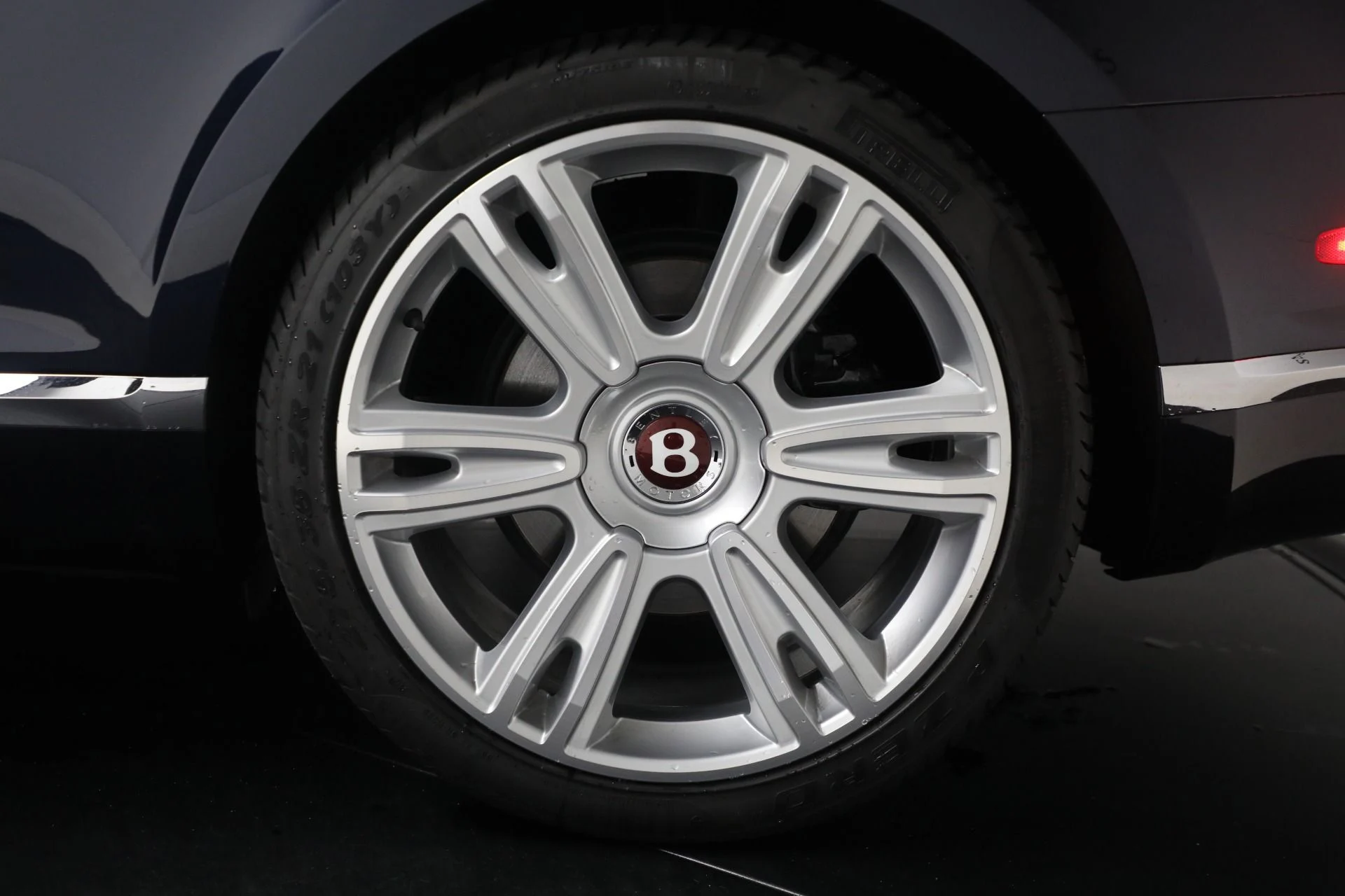 mph035_4124880153_Used_2013_Bentley_Continental_GT_V8_61bbb35732