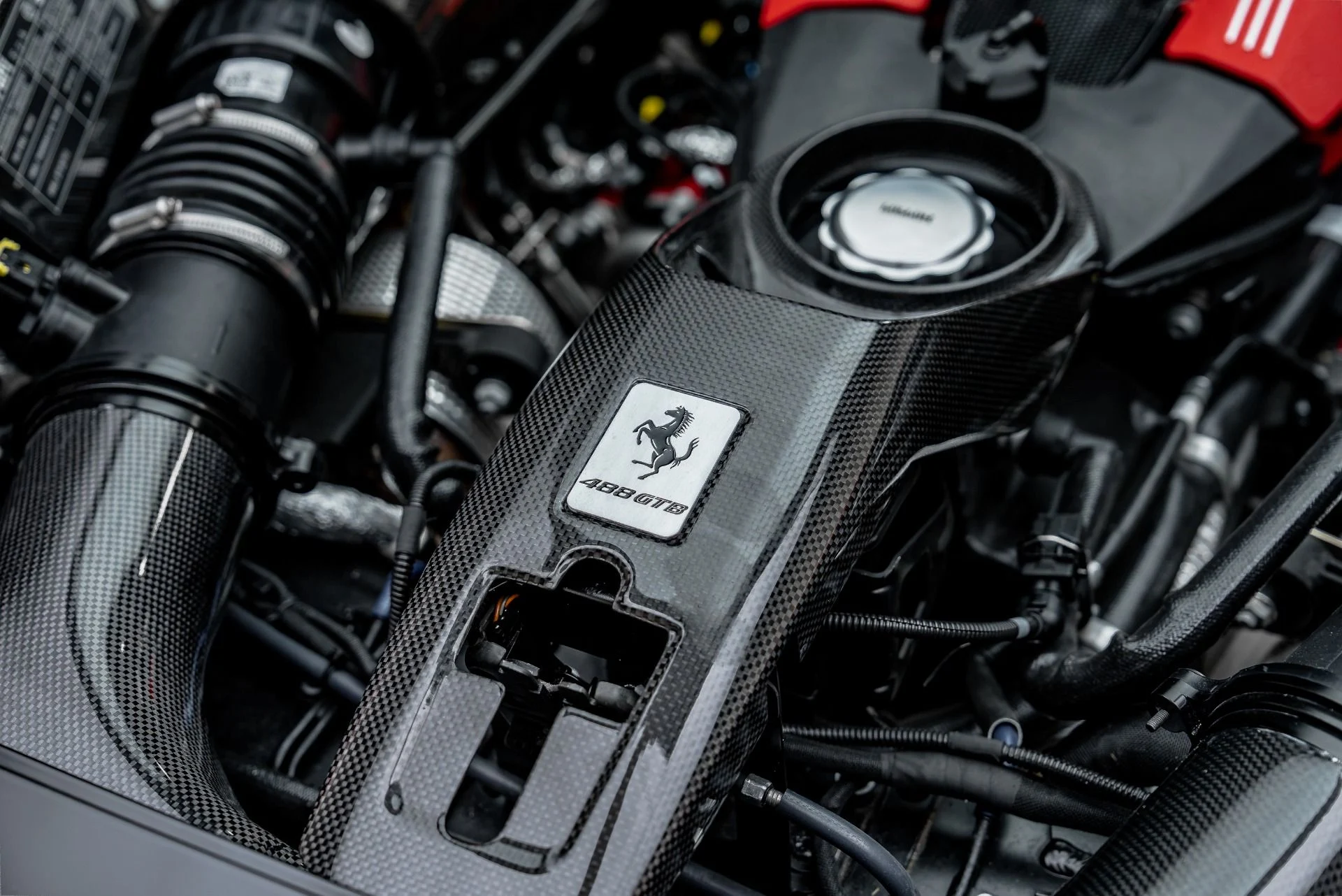 mph035_412644057_Used_2018_Ferrari_488_GTB_1784764960_f7ec489dc2