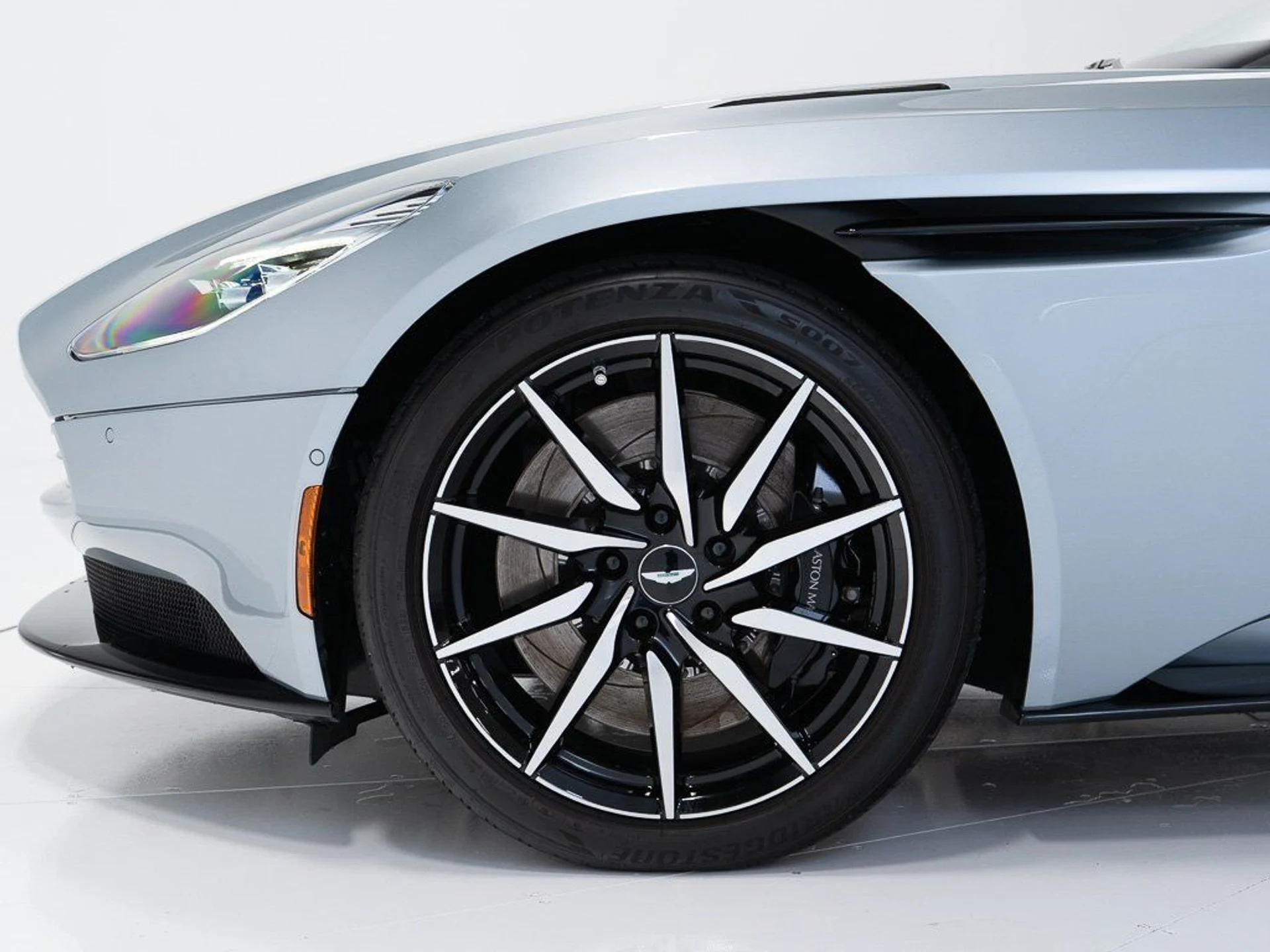 mph035_4128775037_84f5a2e0e570811e3320b6c4184afbd7_33d600526b