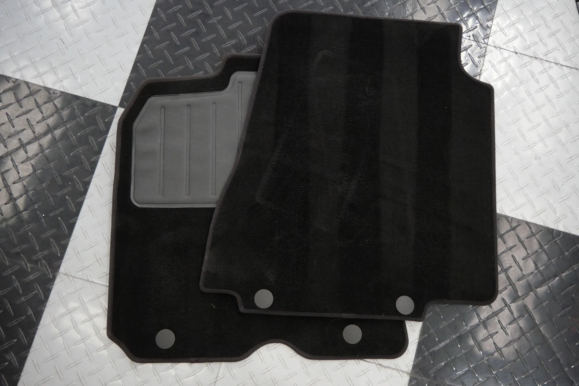 mph035_4130736861_Used_2015_Ferrari_F12berlinetta_Extensive_Interior_Carbon_Fiber_Diamond_Stitching_1790872038_489198f4f5