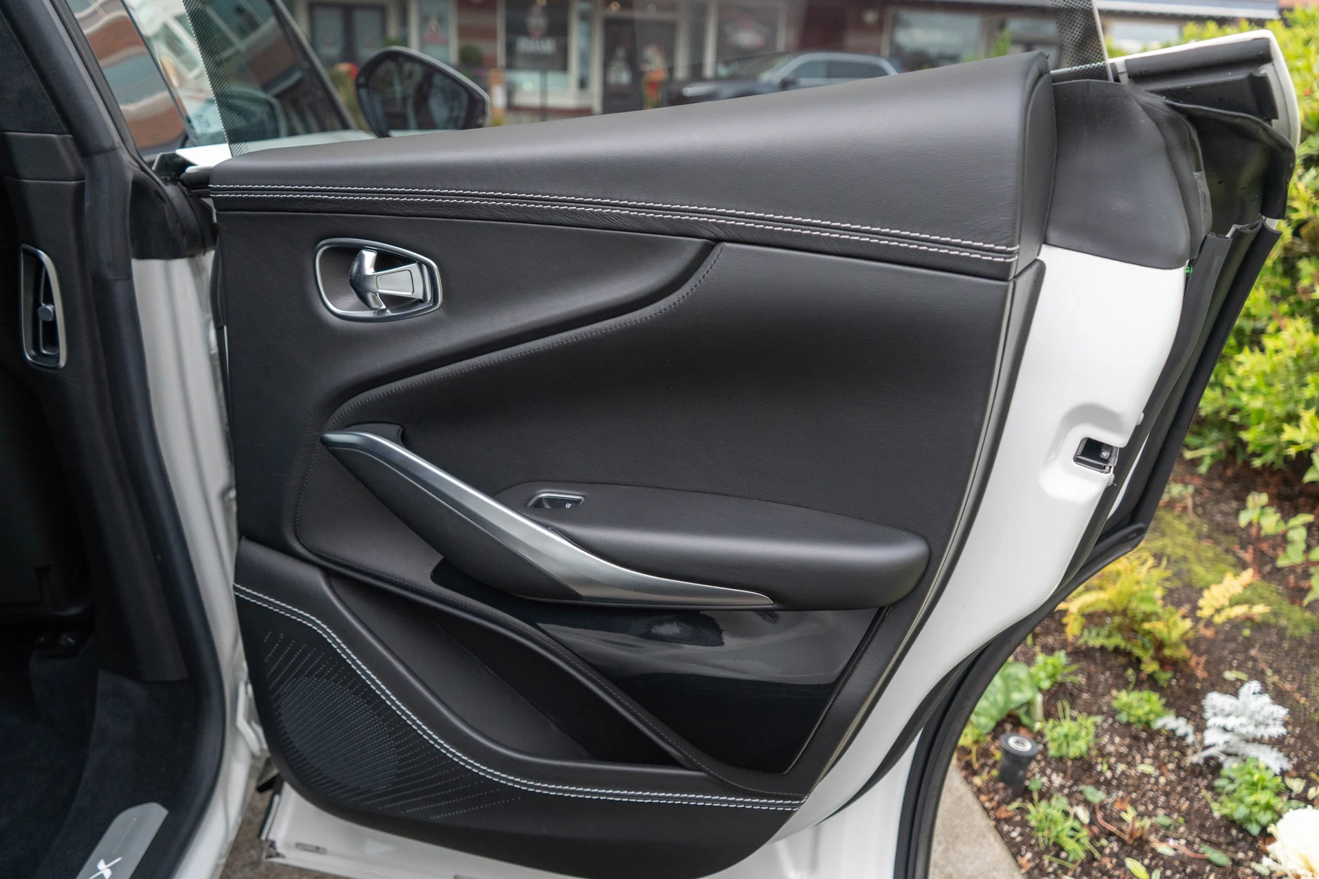 mph035_4133384699_36_97f3c87305