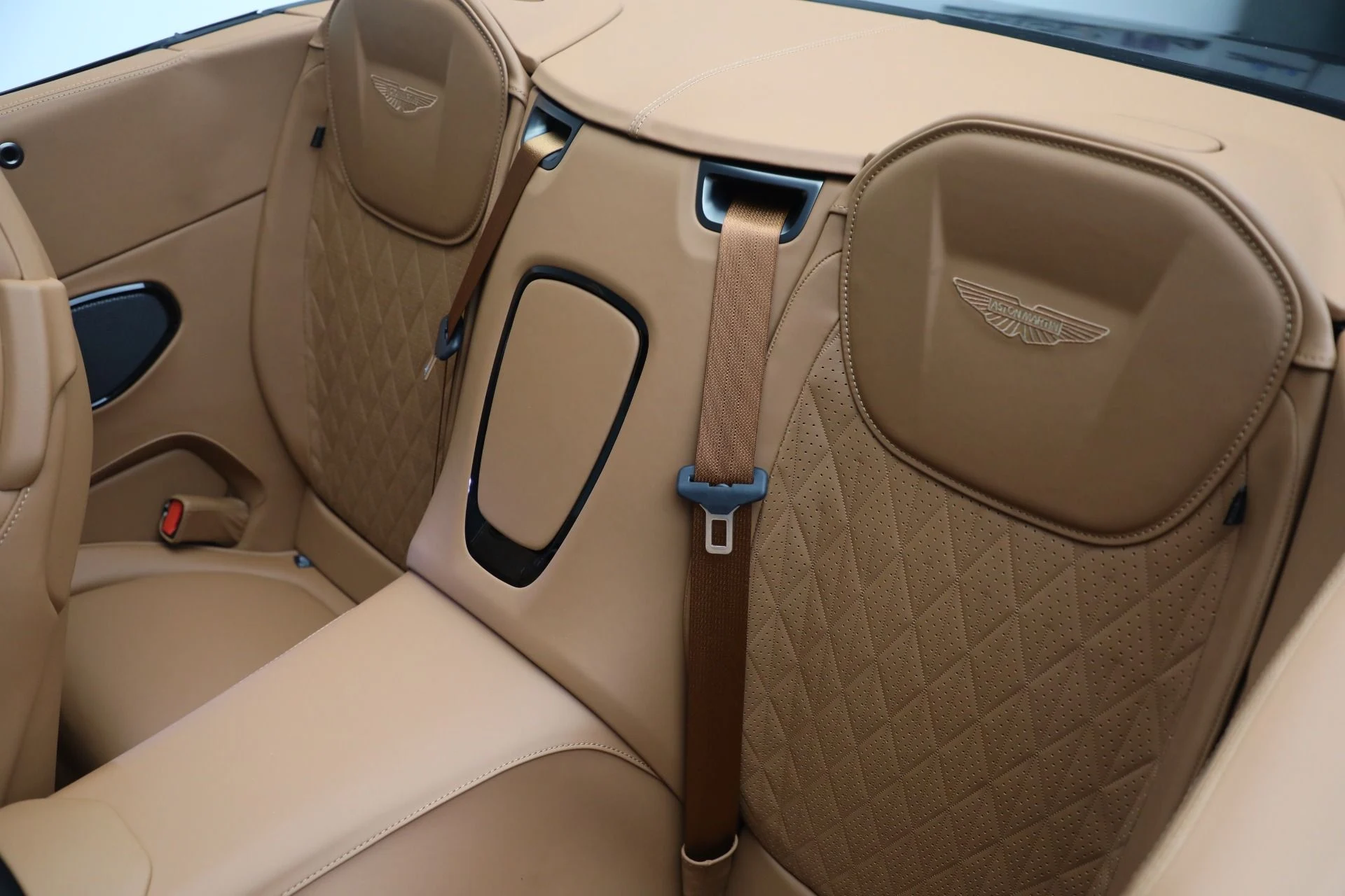 mph035_4139140258_New_2025_Aston_Martin_DB_12_Volante_5f18057e36