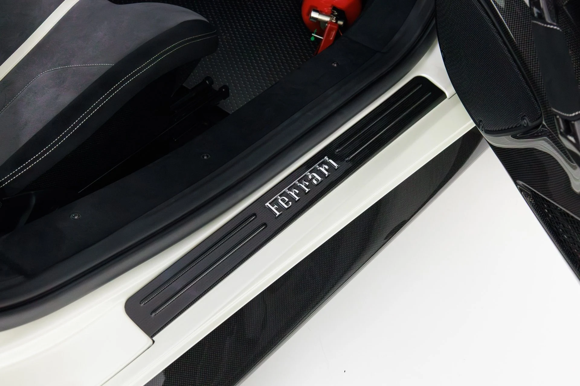 mph035_414922880_Used_2020_Ferrari_488_Pista_1771886500_88f82f1918