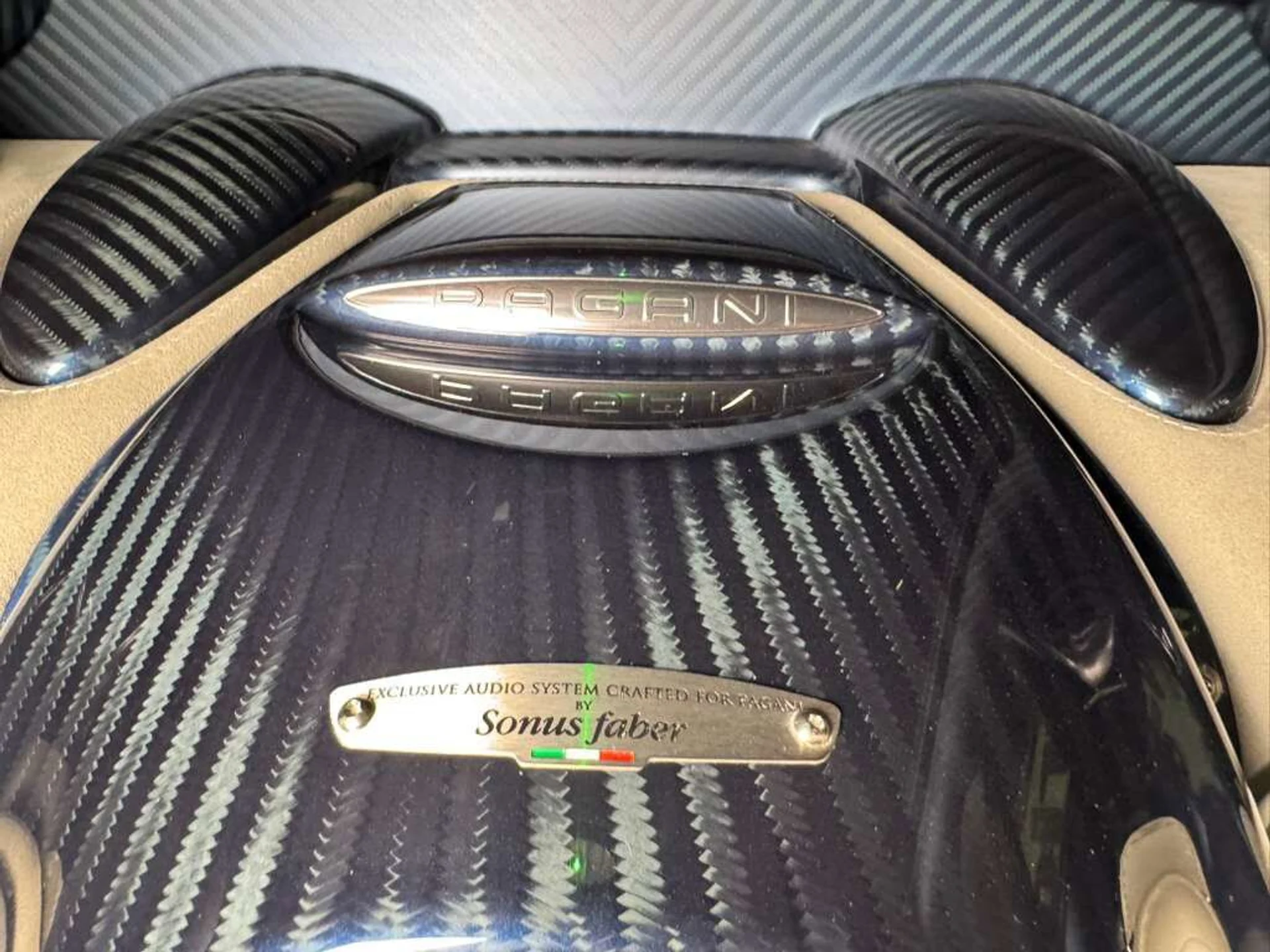 mph035_4165541740_c4067c2a6409295001b6dc6fca549e06_32b1522b27