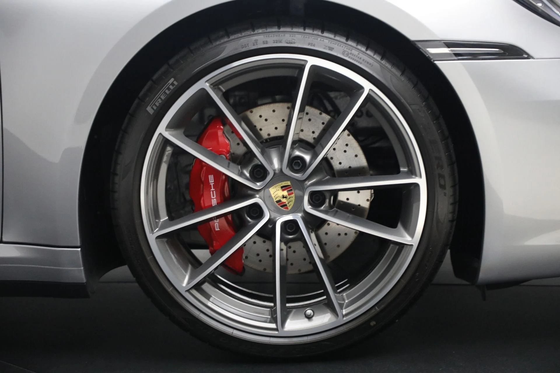 mph035_4173940006_Used_2024_Porsche_911_Targa_4_S_0455b3787b