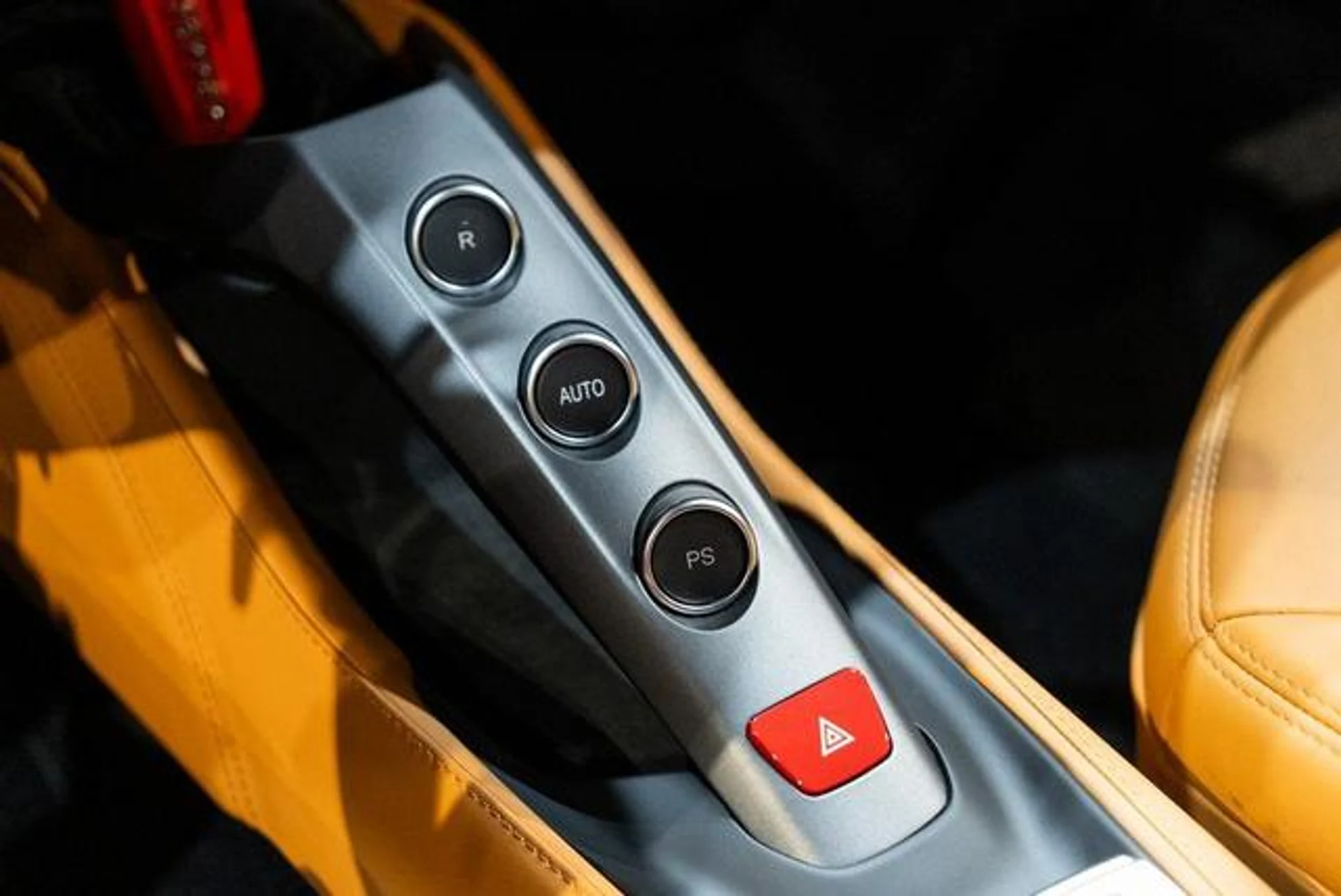 mph035_4177014001_5_Ls0_QKZ_0s9_D_Plr_J_Nz_Ig_ost_Q_Cqc_377390319a