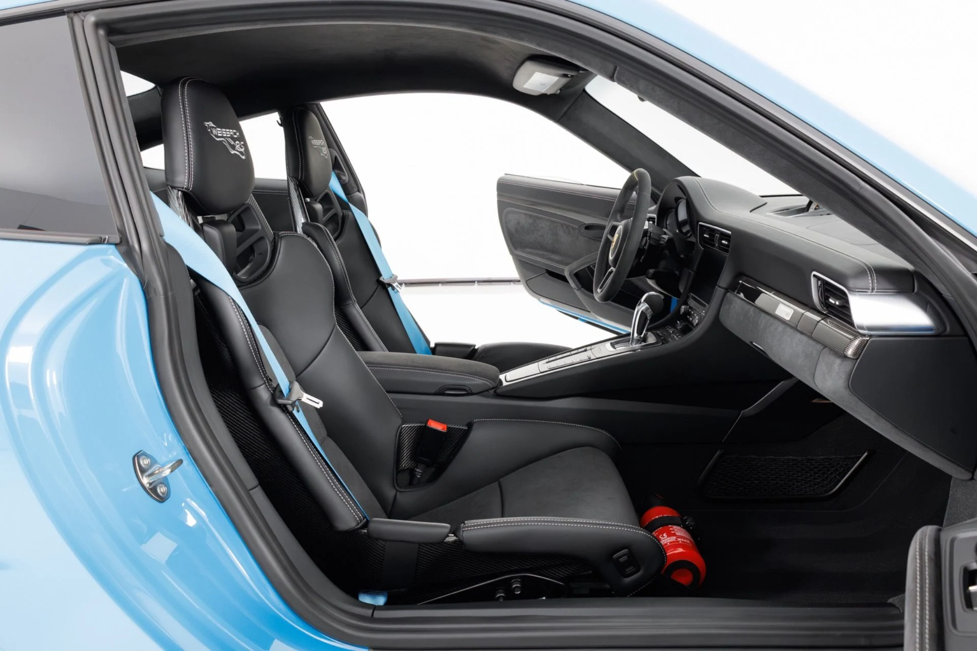 mph035_4178907453_Used_2019_Porsche_911_GT_2_RS_1792013910_485f85d9a6