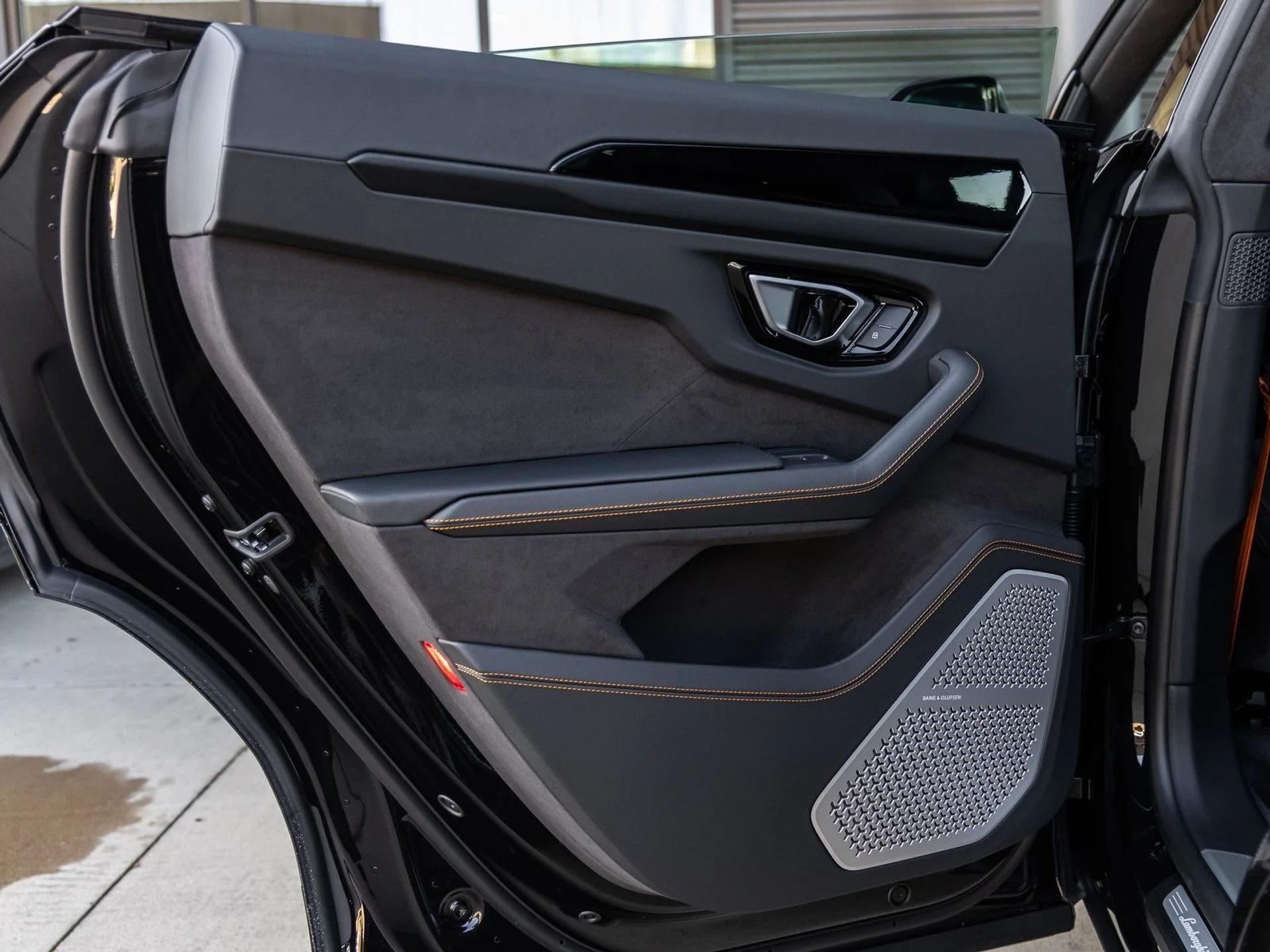 mph035_418145525_36_0b9bf93723