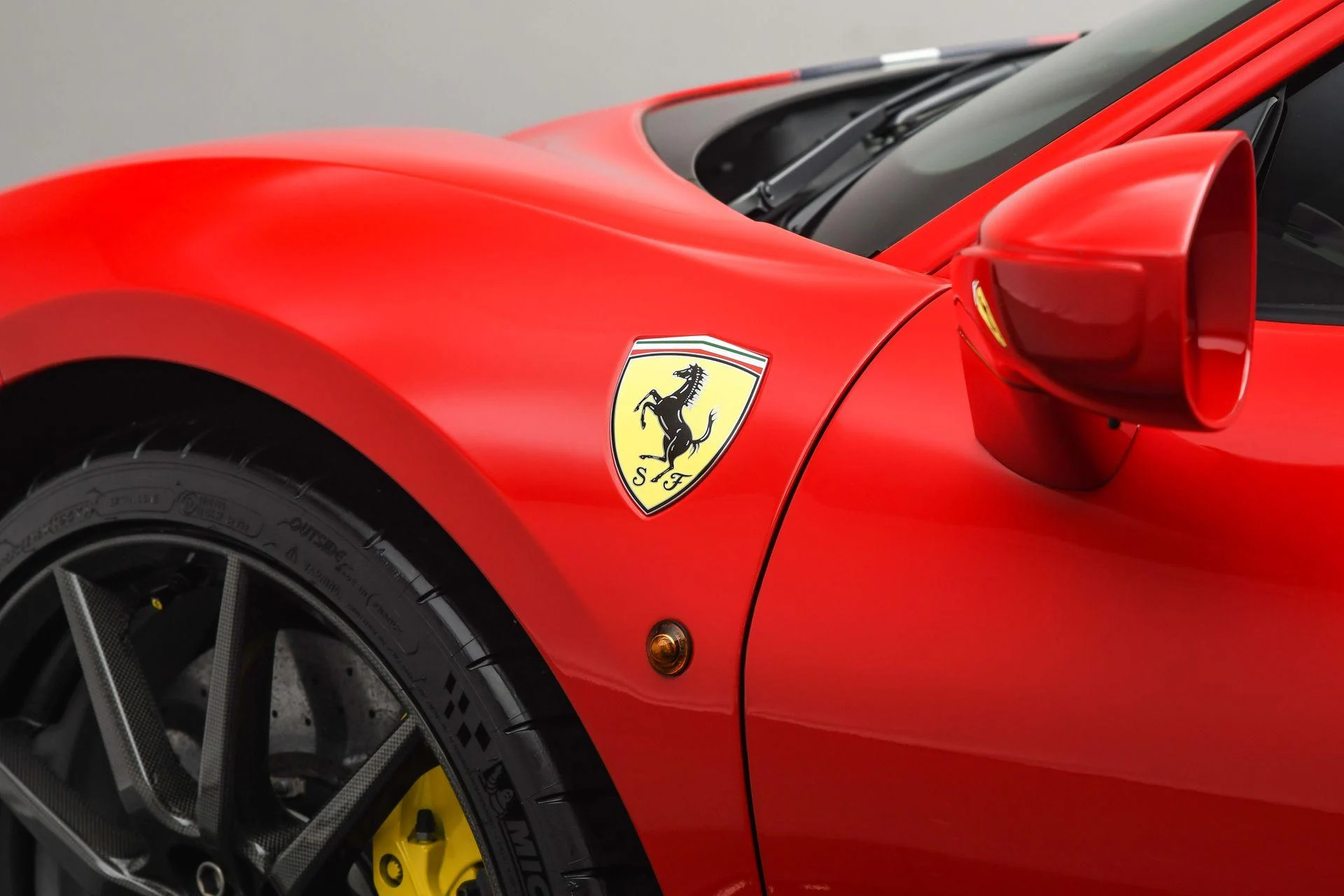 mph035_4199053773_Used_2020_Ferrari_488_Pista_Base_1757453208_e4994d20b0