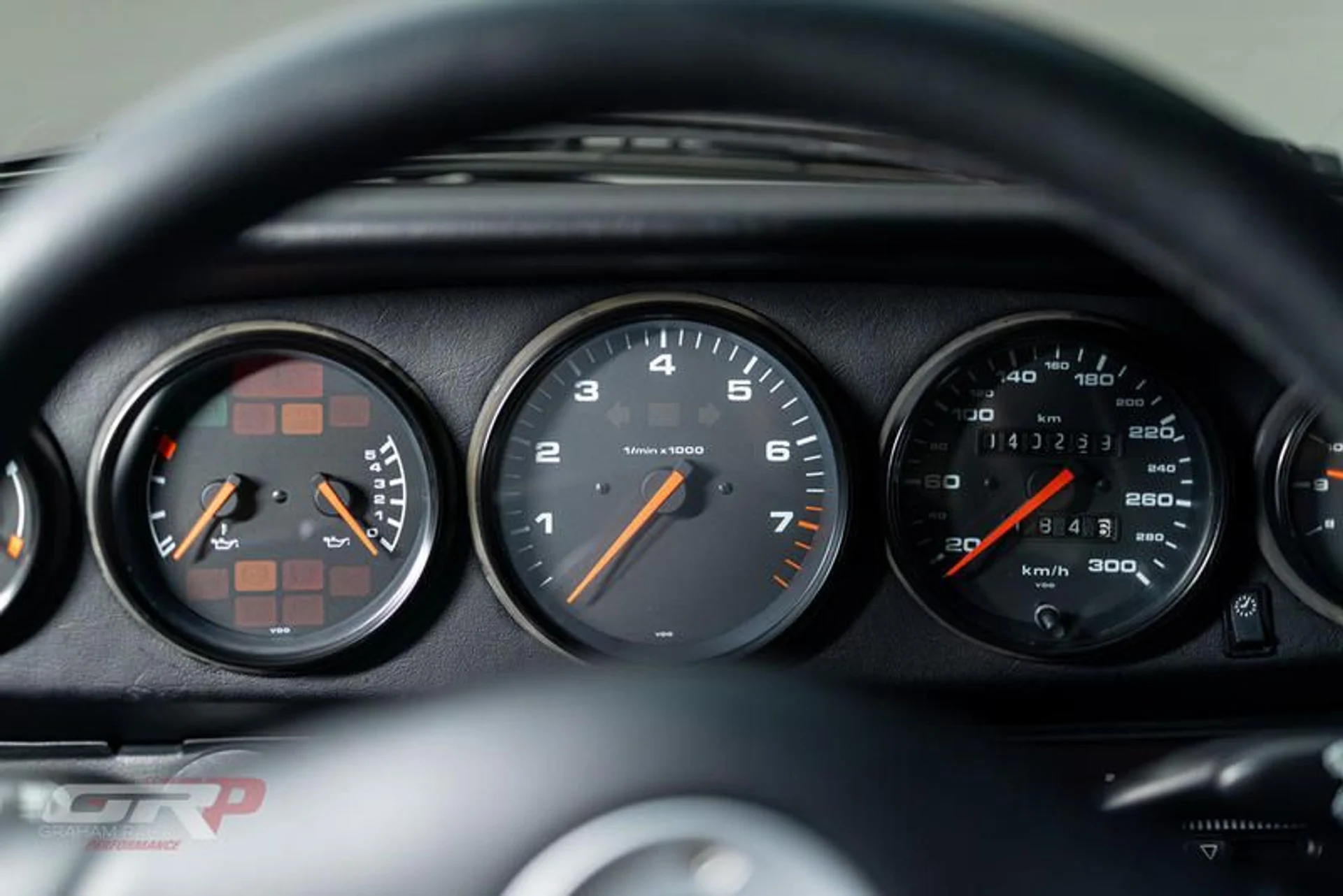 mph035_4199885646_53261_FE_5_5_BD_5_46_D2_B2_CB_D791_C90_F01_CA_ac2235e1b7