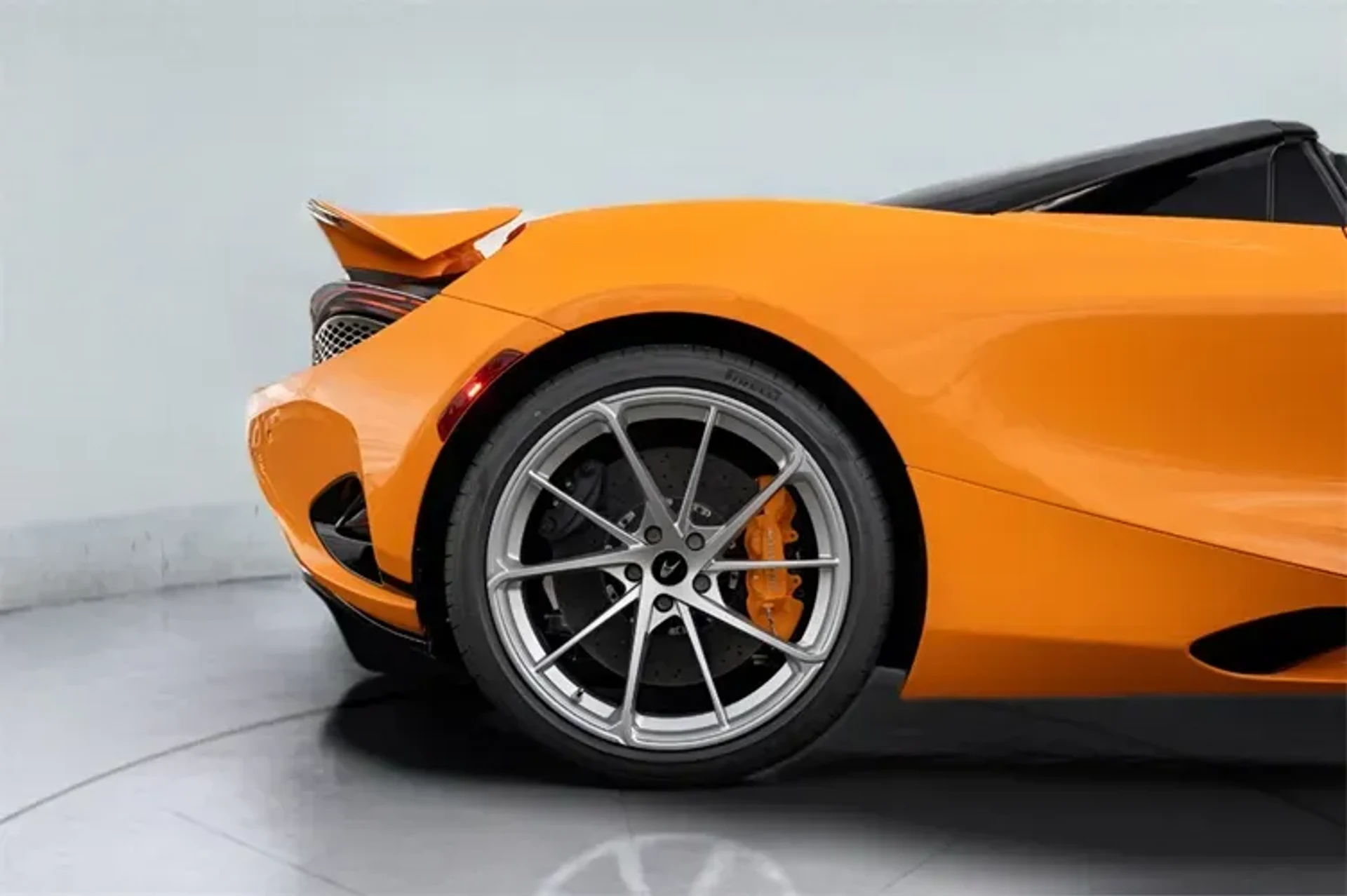 mph035_4226168005_Ye_B6ft9_S6_Tw2bvm1_med_5be8f7b2ba