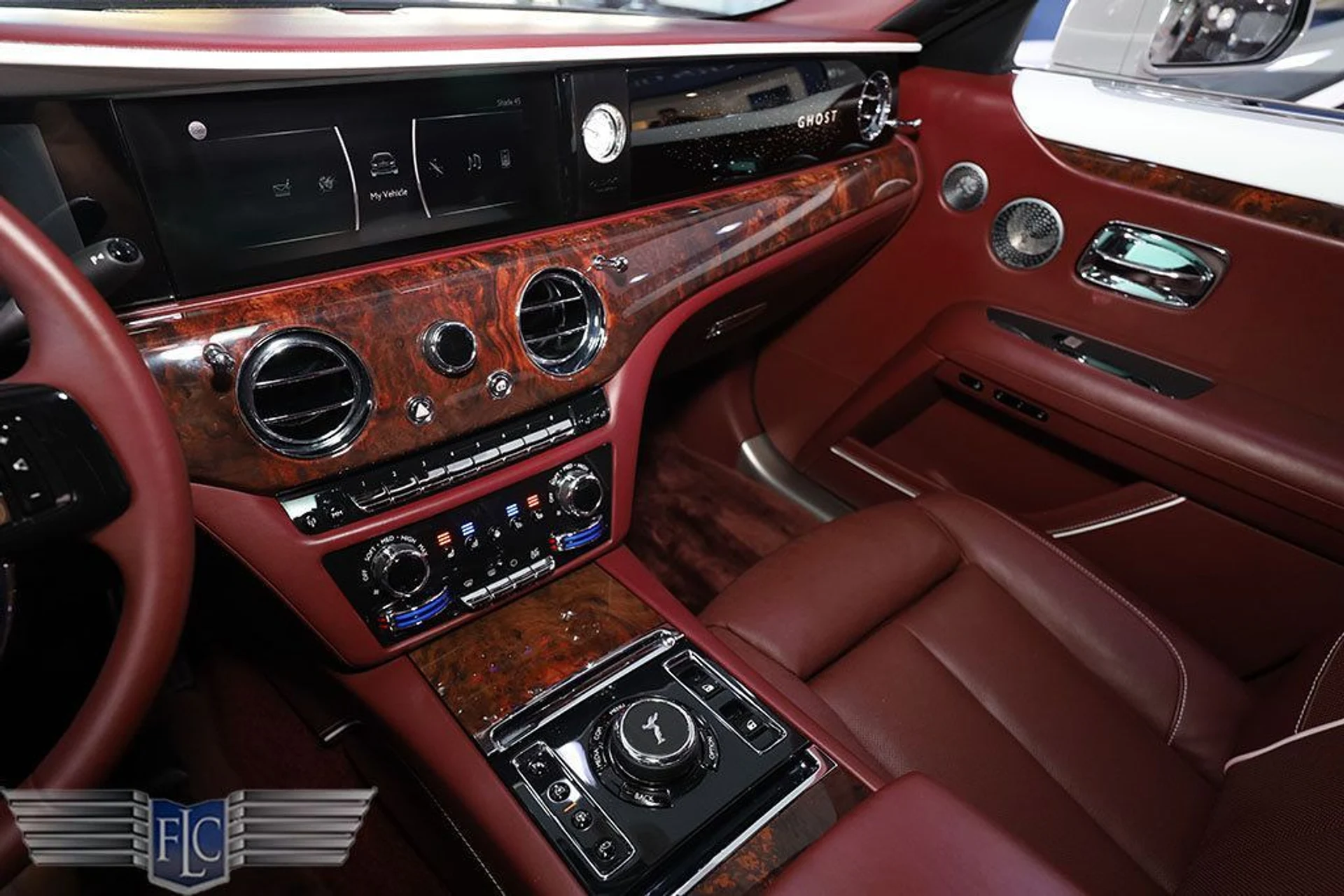 mph035_423077622_used_2021_rolls_royce_ghost_sedan_6305_22950385_36_1024_bad3b57ee3