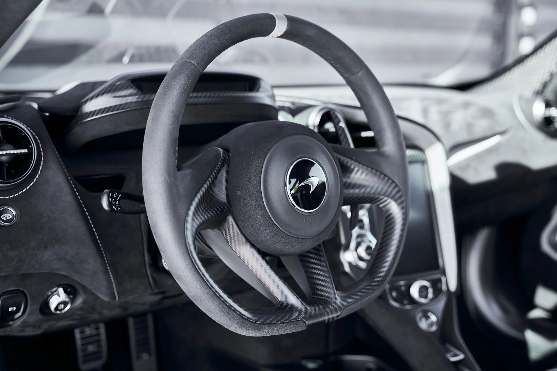 mph035_4232645162_Used_2021_Mc_Laren_765_LT_Base_1772822802_883267b5e8