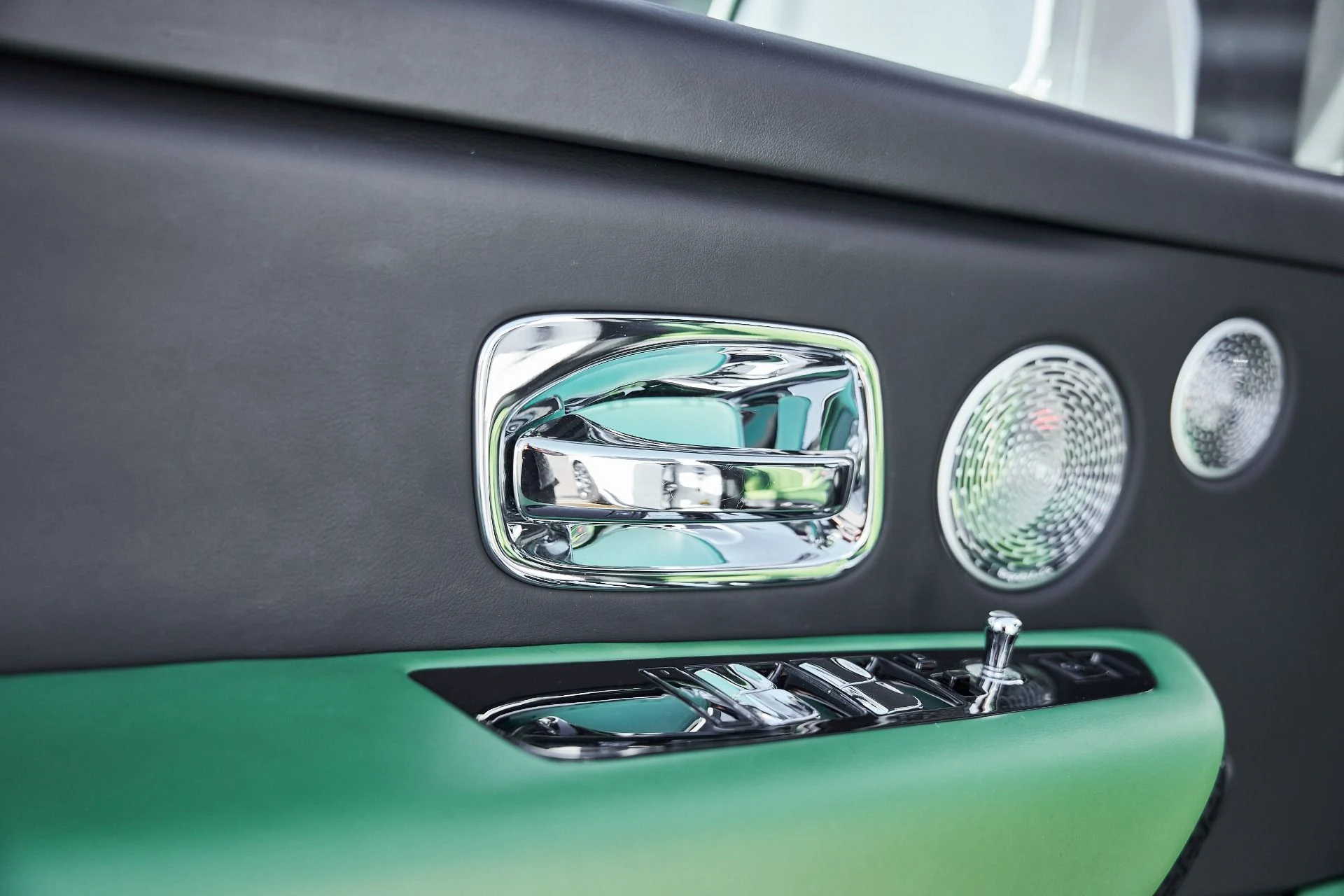 mph035_4238870348_Used_2023_Rolls_Royce_Cullinan_Black_Badge_1769736458_7590eb09a6