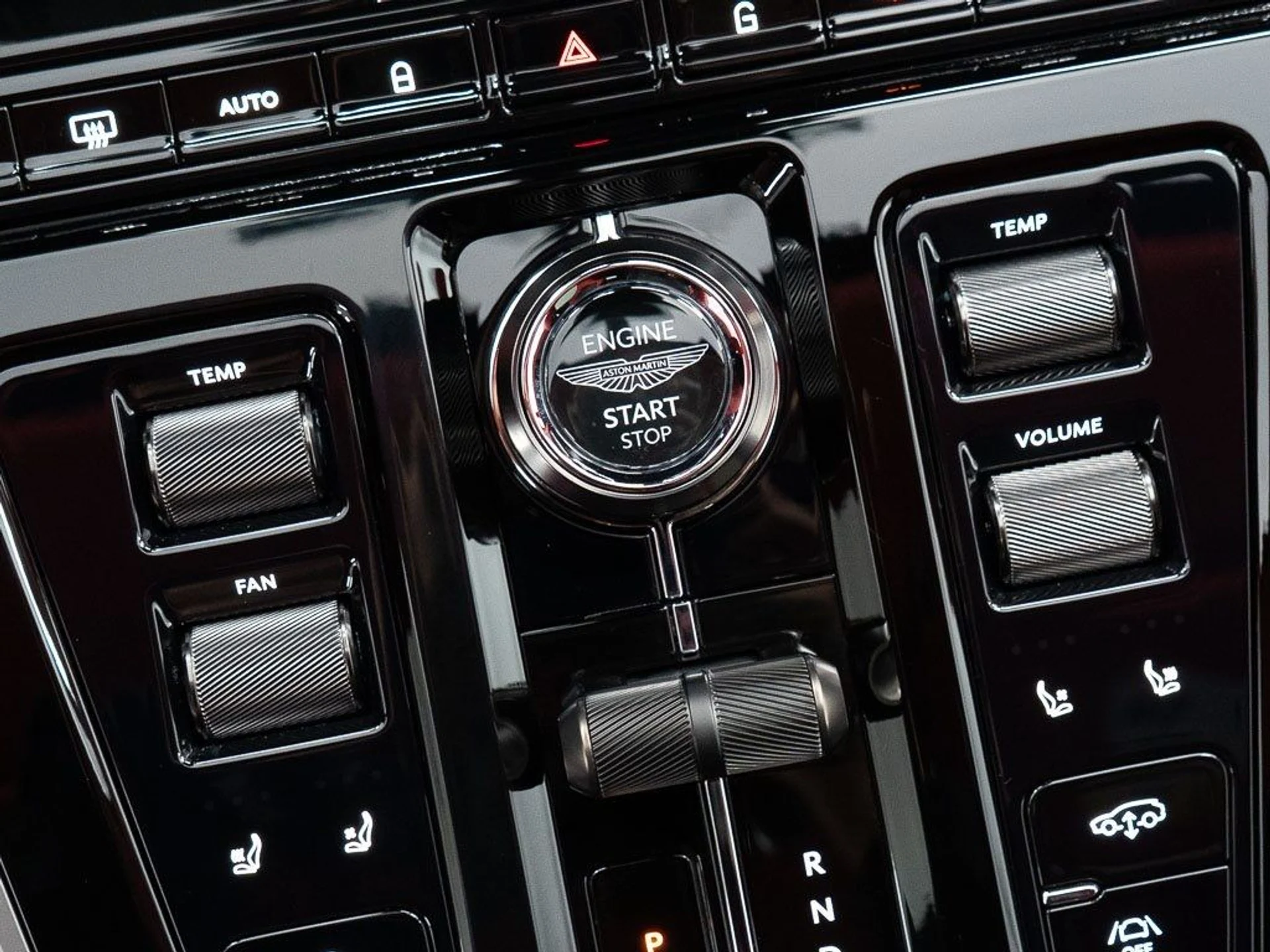 mph035_4244816519_b537c13a0e9320229cca380ea66aedc4_a2dd42f105