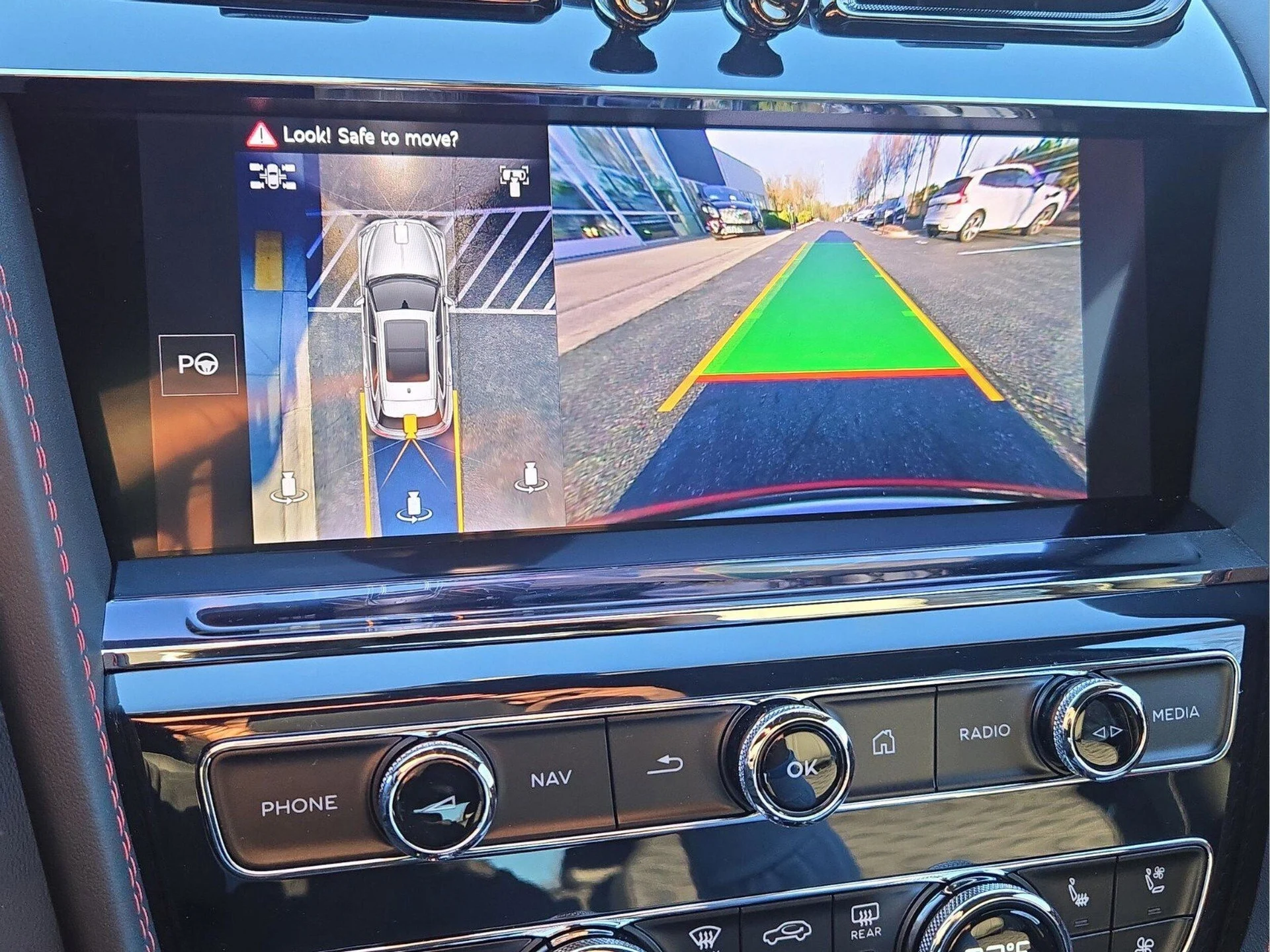 mph035_425269599_5ddb97f4b60a484a1135ba39f8e28cf4x_6c8b40f511