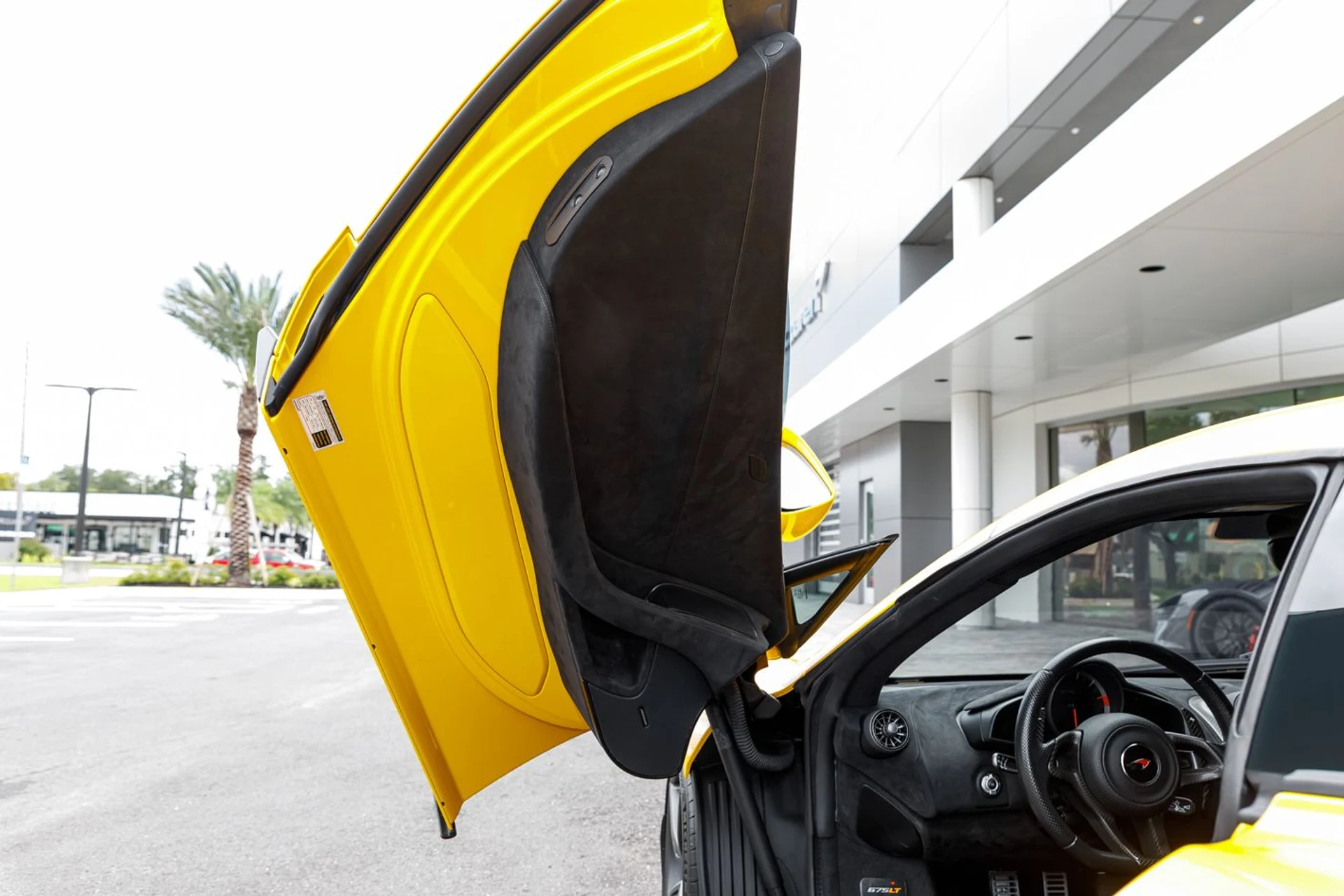 mph035_4252698557_593_p36_l_3ccbc676a6