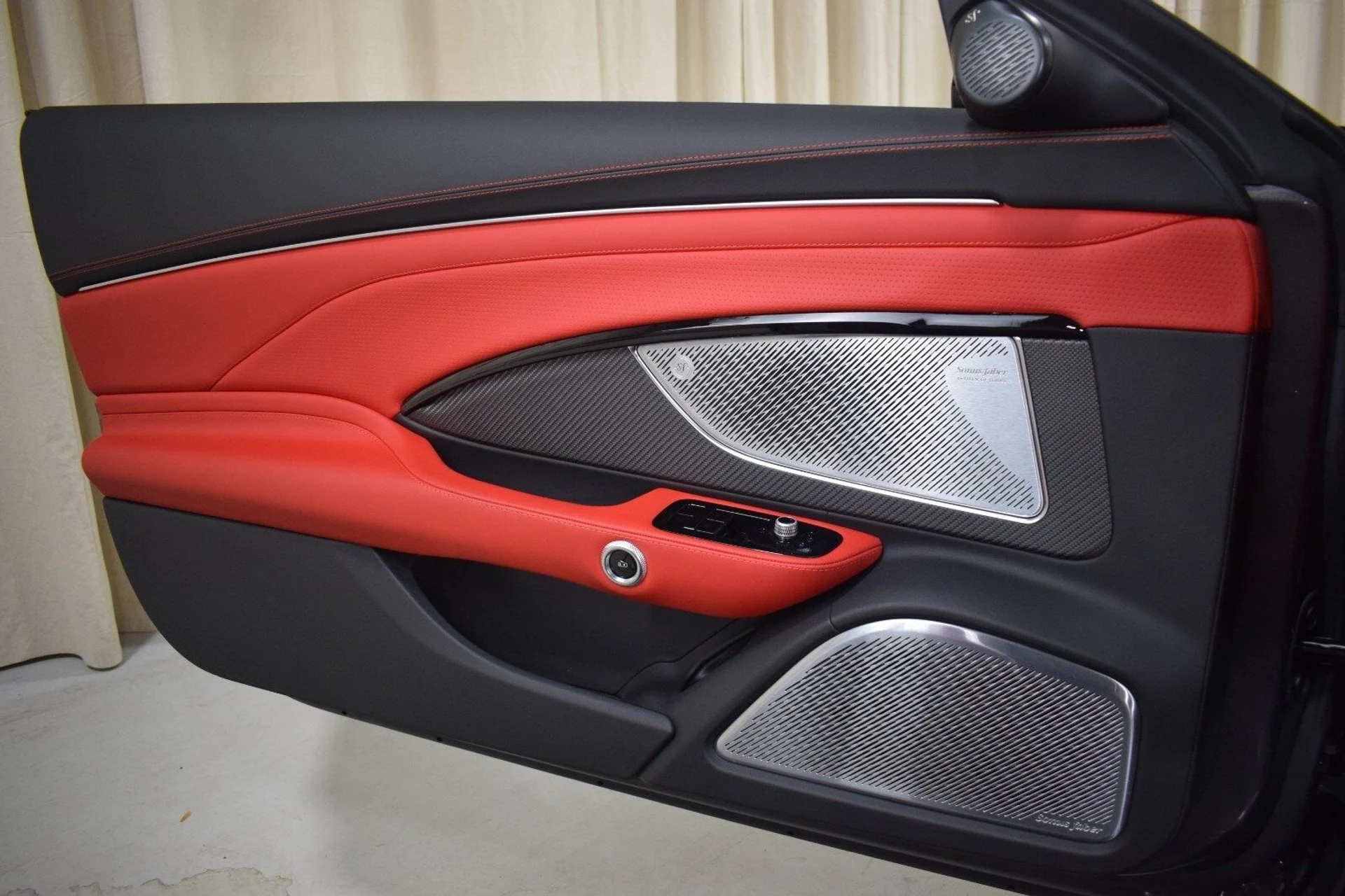 mph035_4275862224_72f99dd36296ca965f41c7b54da58faax_eed7a54fab