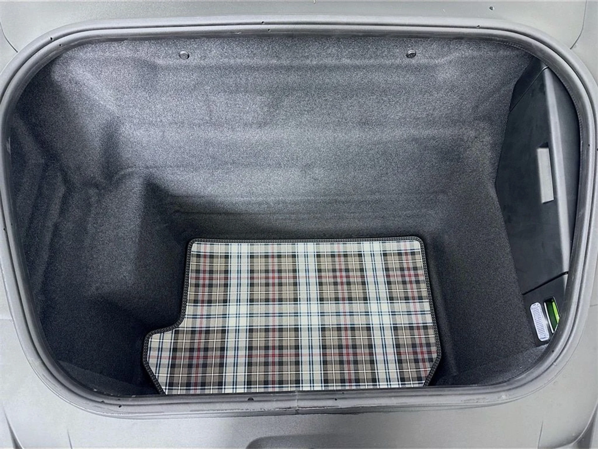 mph035_4279123507_7763065ee417557d47909d13eecc42d3x_e2e4675946