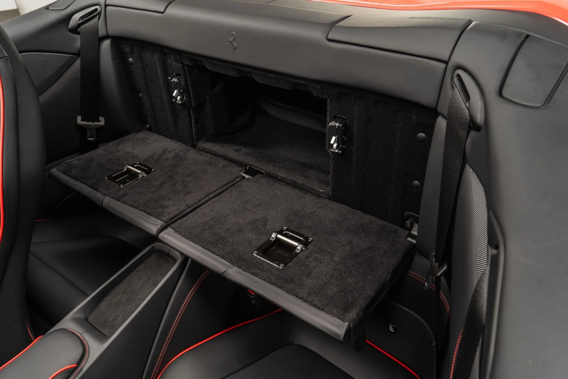 mph035_4283120575_Used_2023_Ferrari_Portofino_M_1759171852_7a86fd210b